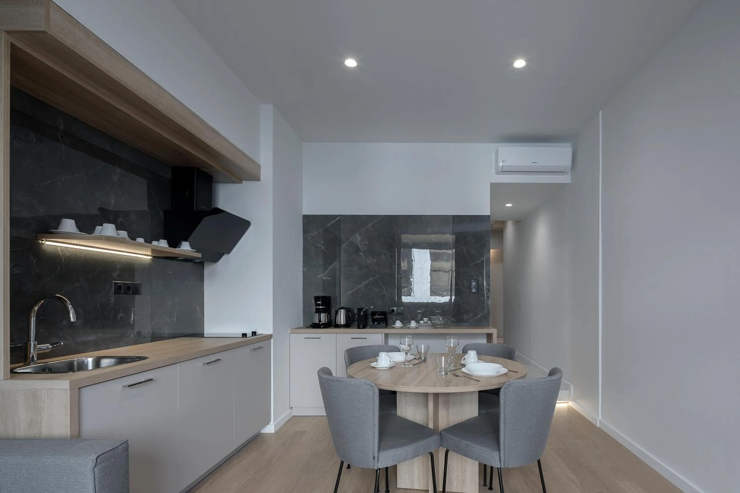 Kitchen or kitchenette in Philosofia Athens Suites