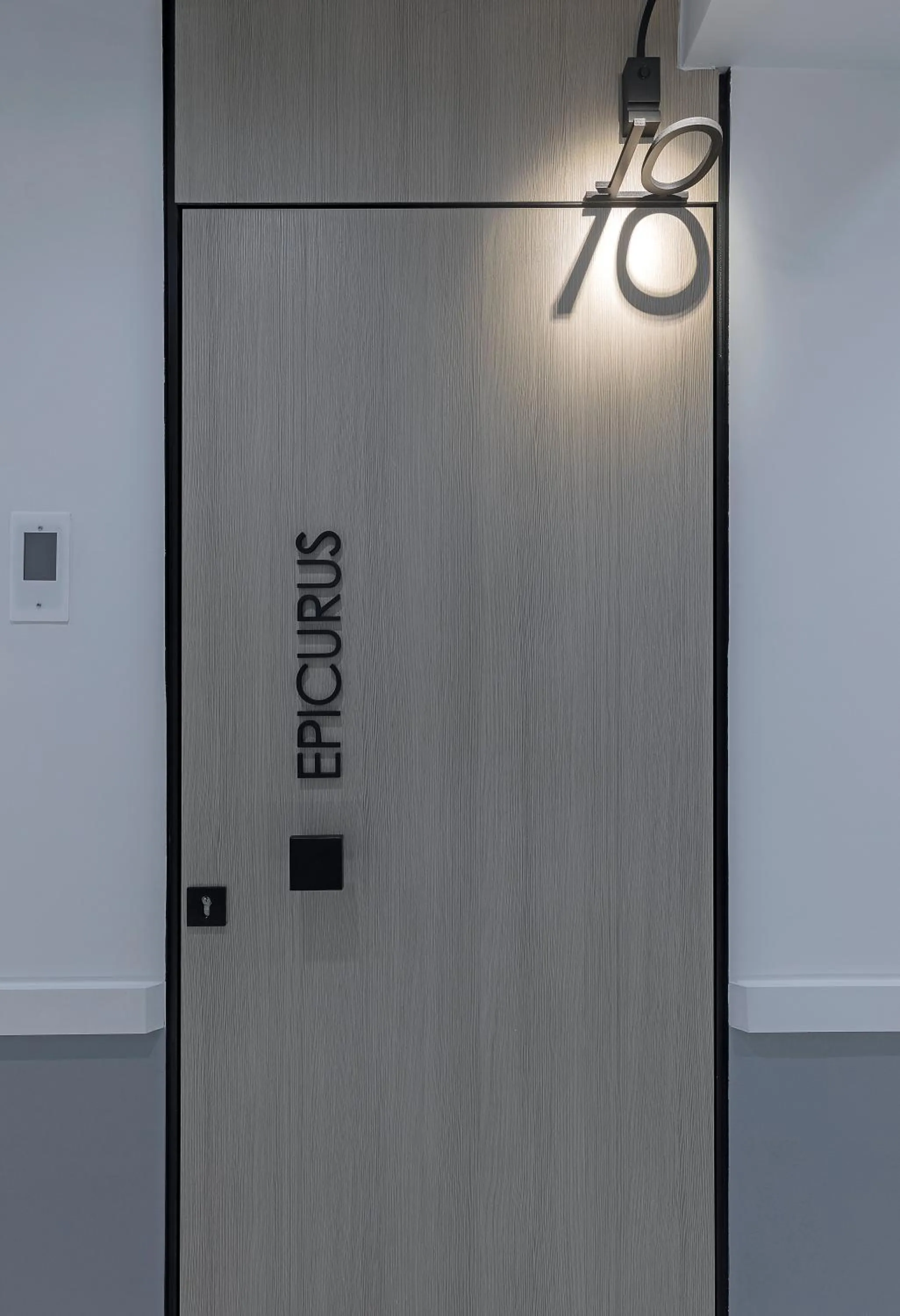 Logo/Certificate/Sign in Philosofia Athens Suites