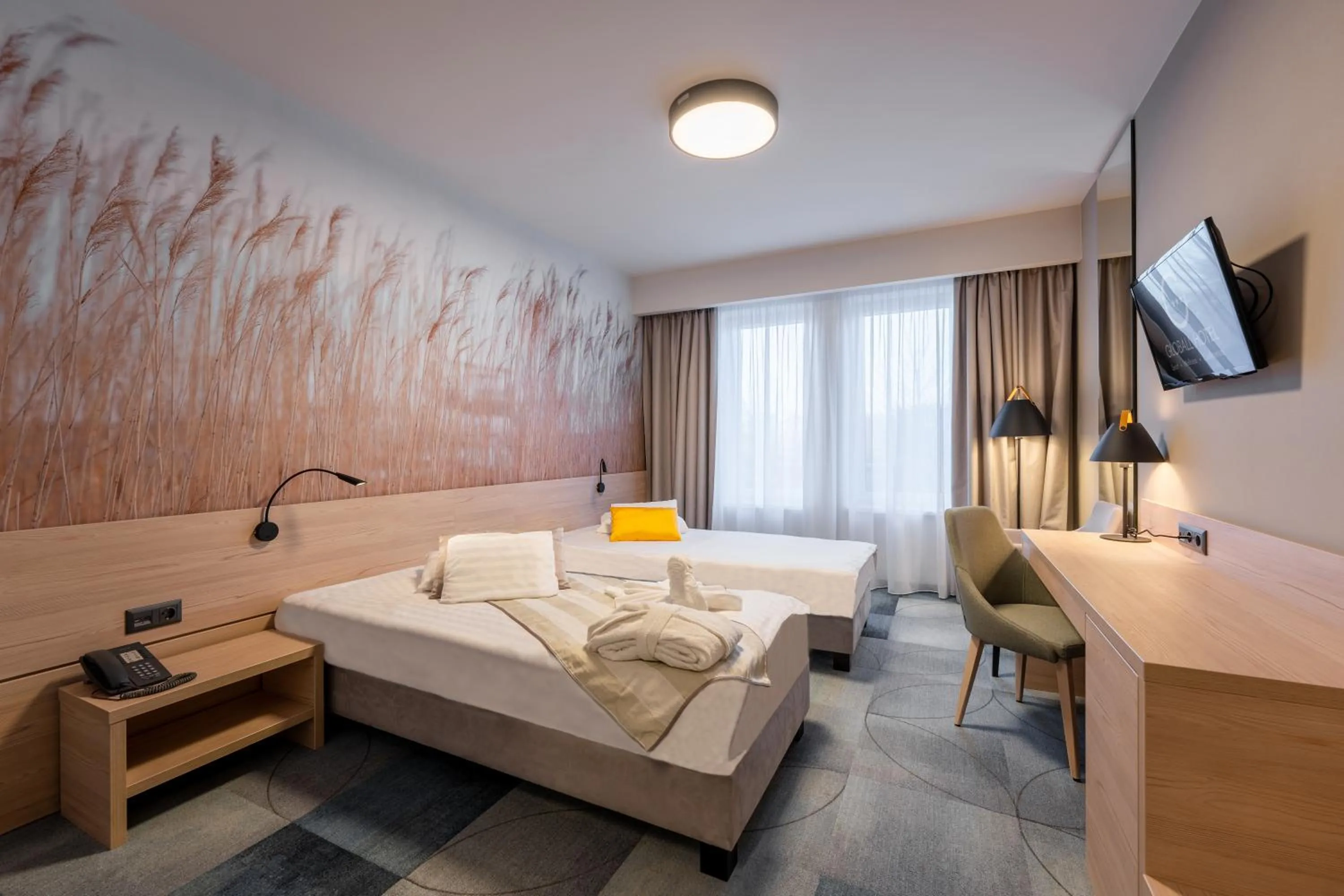 Photo of the whole room, Bed in Globall Hotel