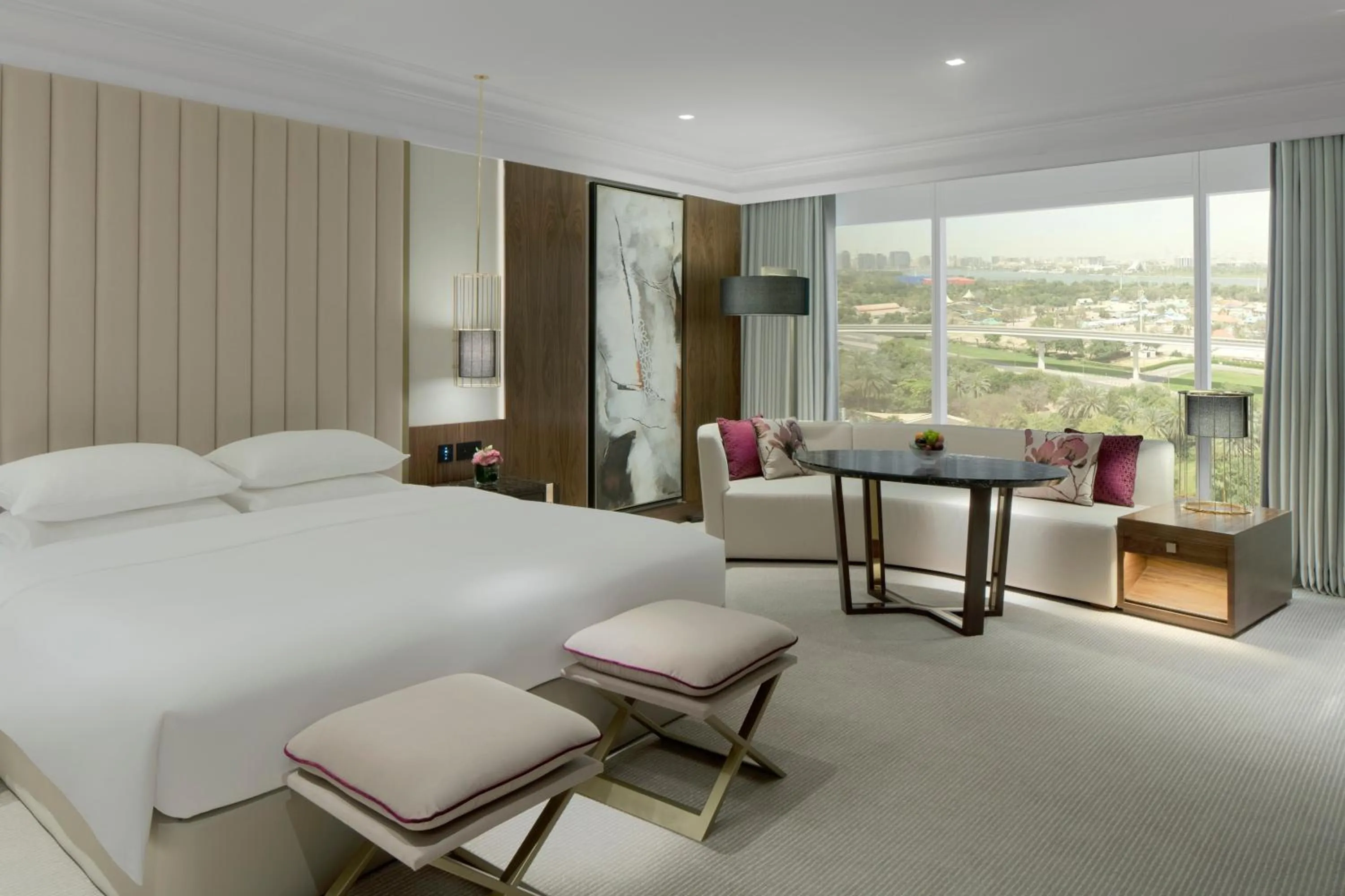 Bed in Grand Hyatt Dubai