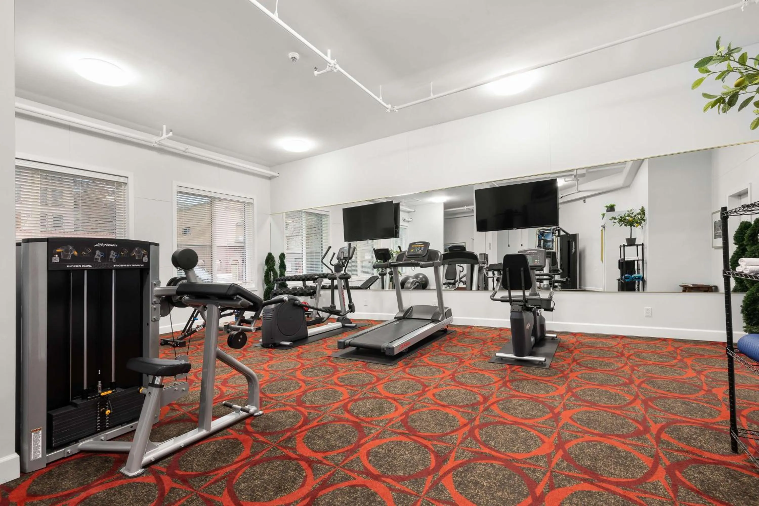 Fitness centre/facilities in Crown Columbia Hotel; BW Premier Collection