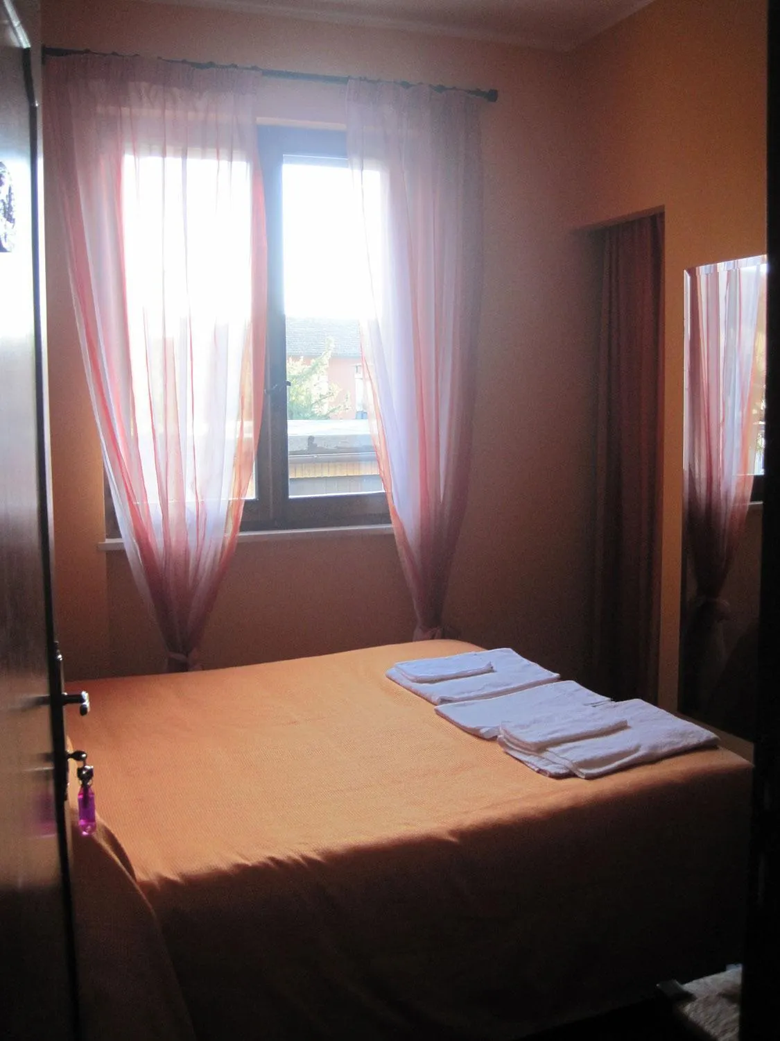Photo of the whole room, Bed in Il Giardino di Venere