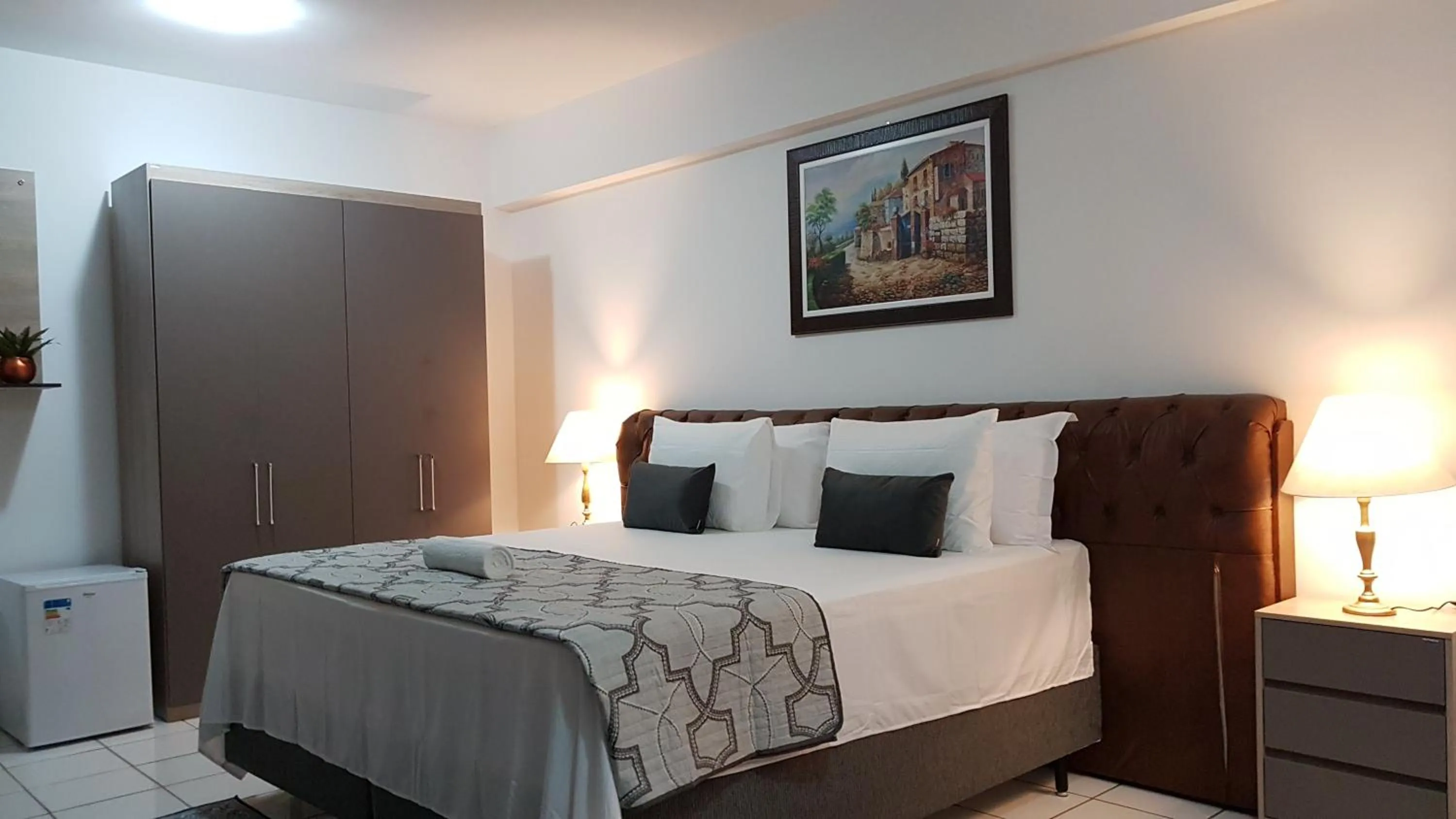 Bed in B & A Suites Inn Hotel - Quarto Luxo Gold