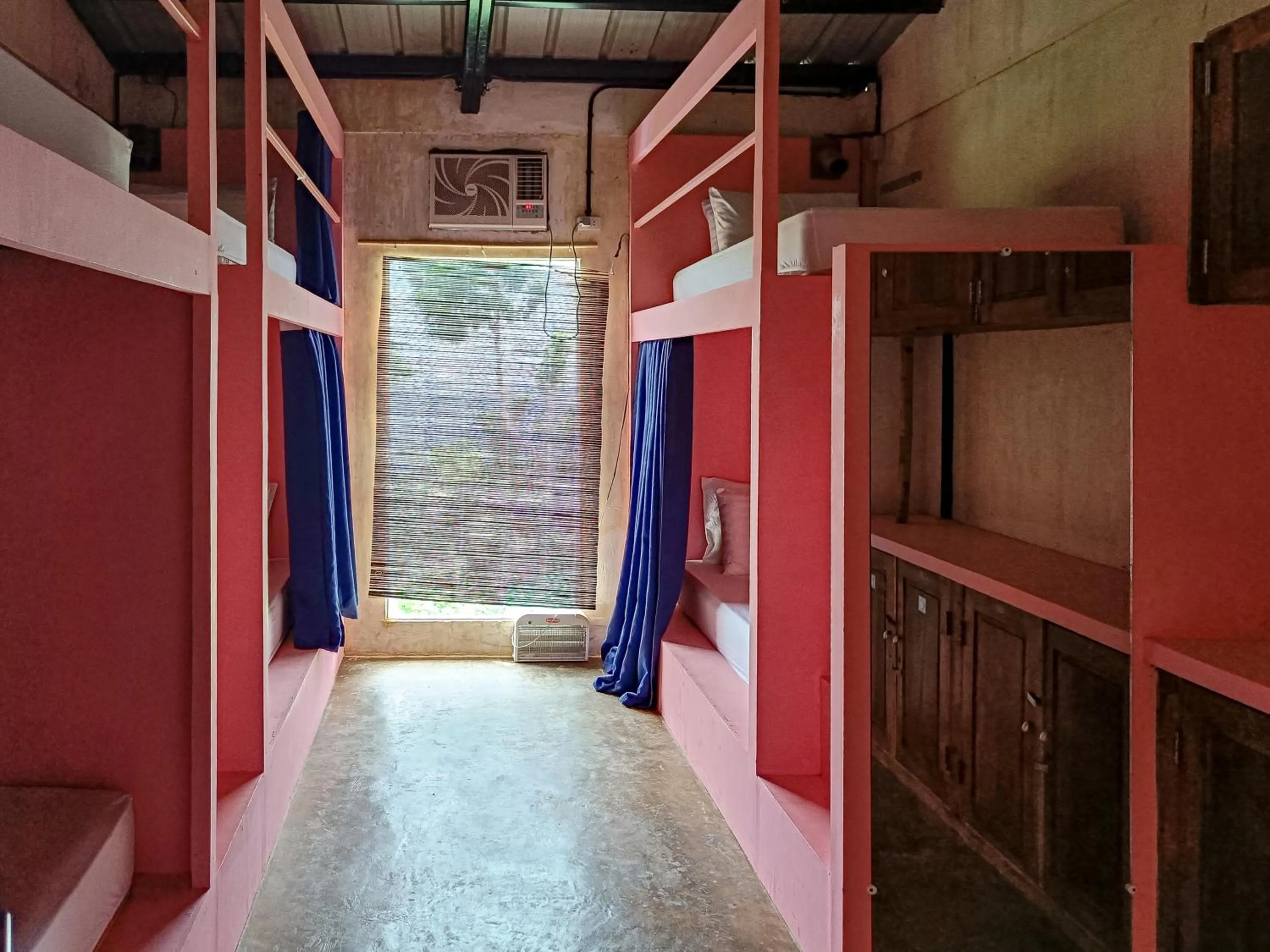 Lexias Hostel and Workspace - El Nido