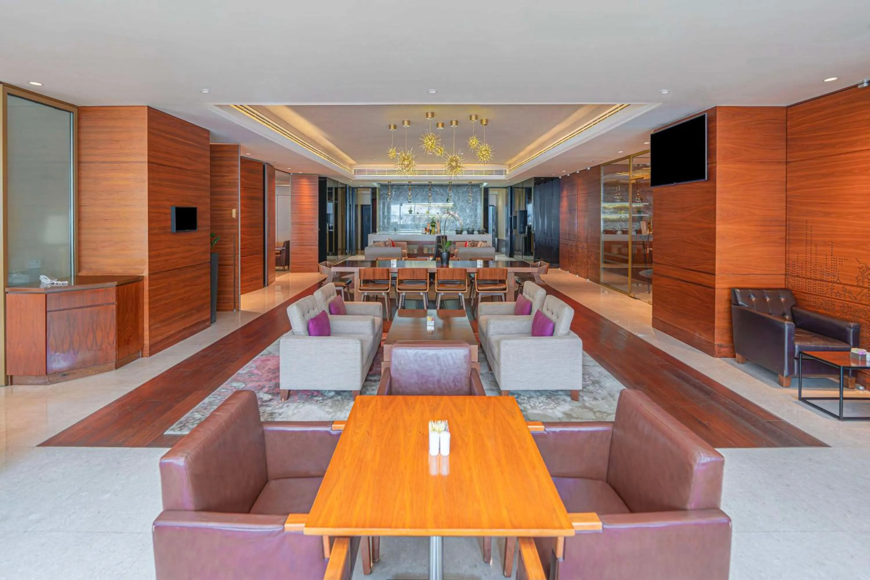 Lounge or bar in Hyatt Regency Dubai - Corniche