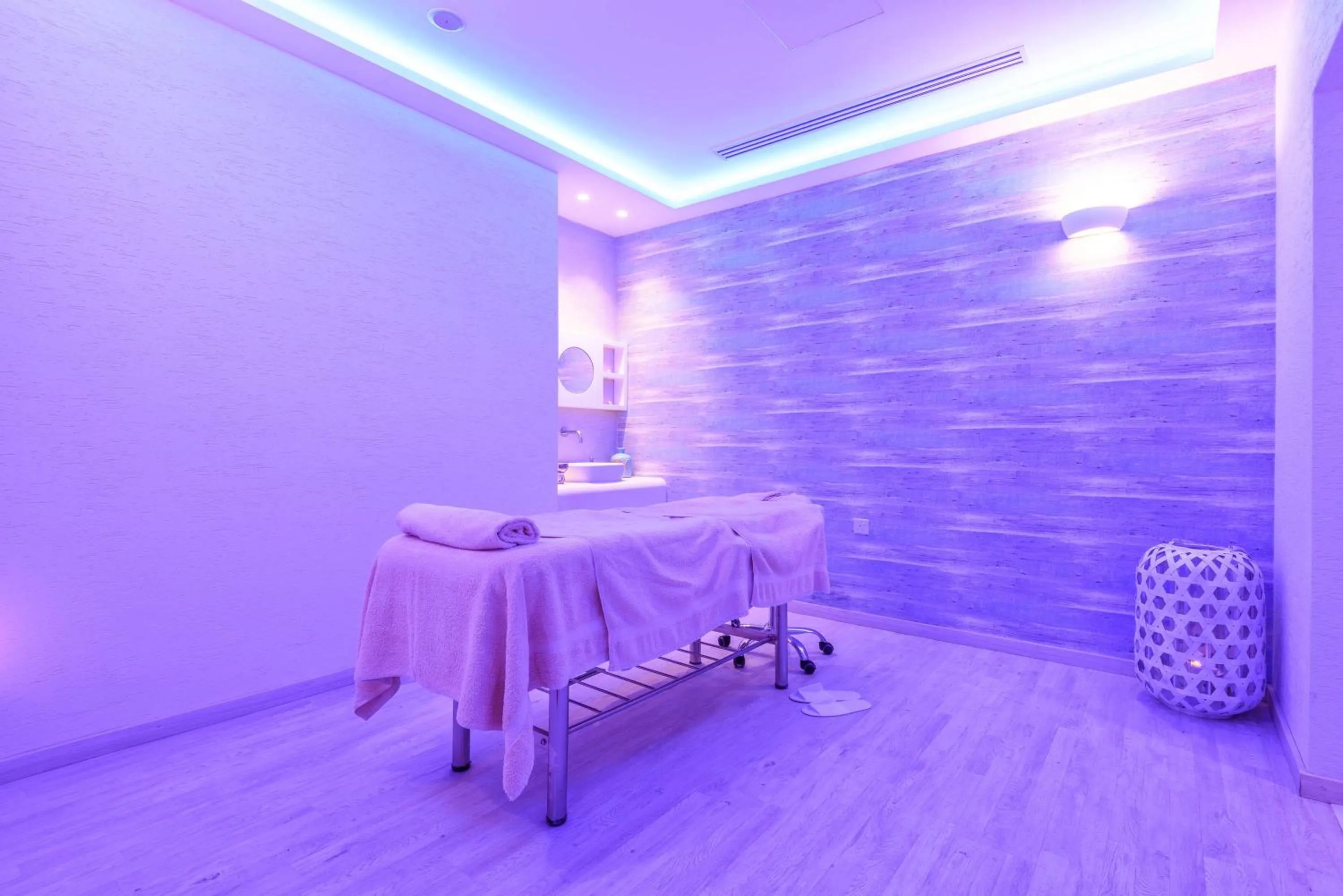 Spa and wellness centre/facilities in Melpo Antia Hotel & Suites