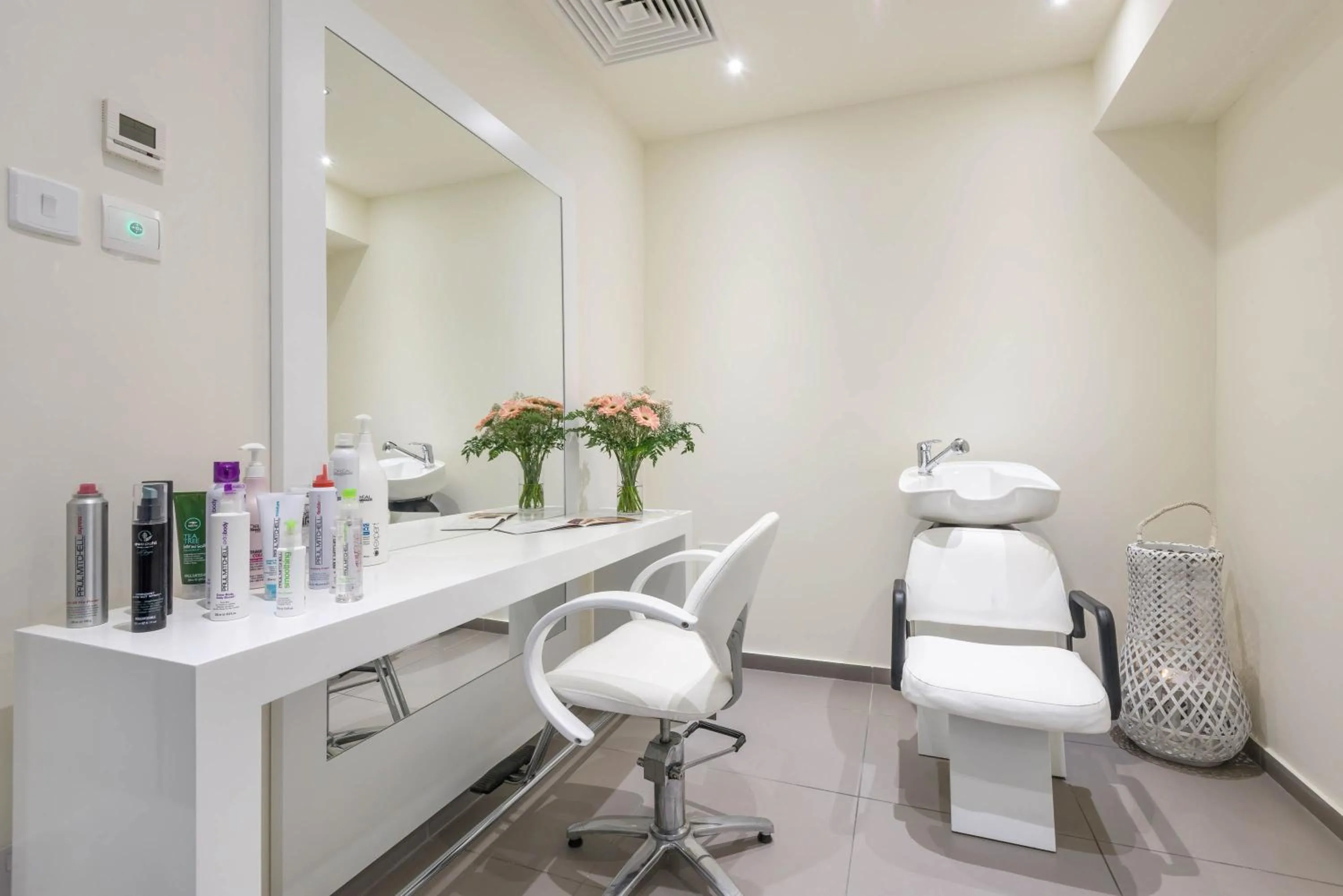 Spa and wellness centre/facilities in Melpo Antia Hotel & Suites