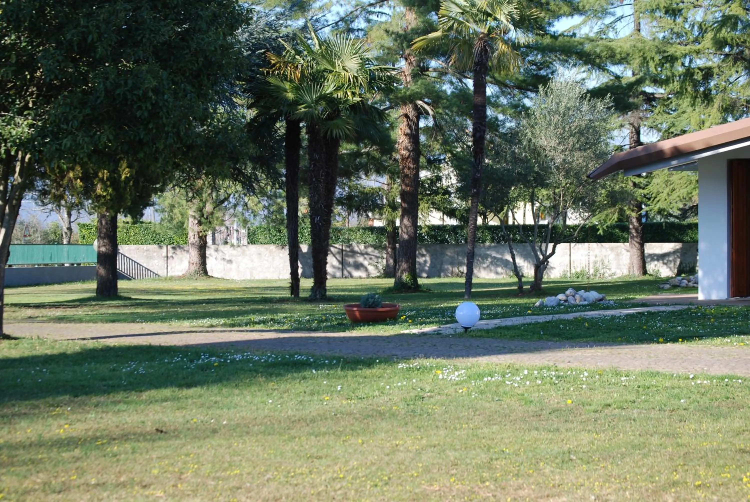 Garden in B & B Chic