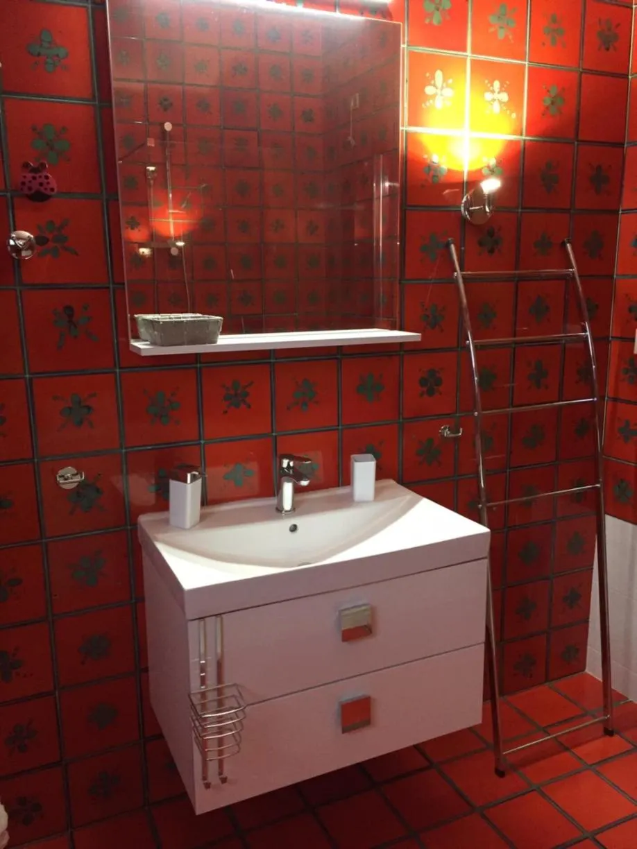 Bathroom in B & B Chic