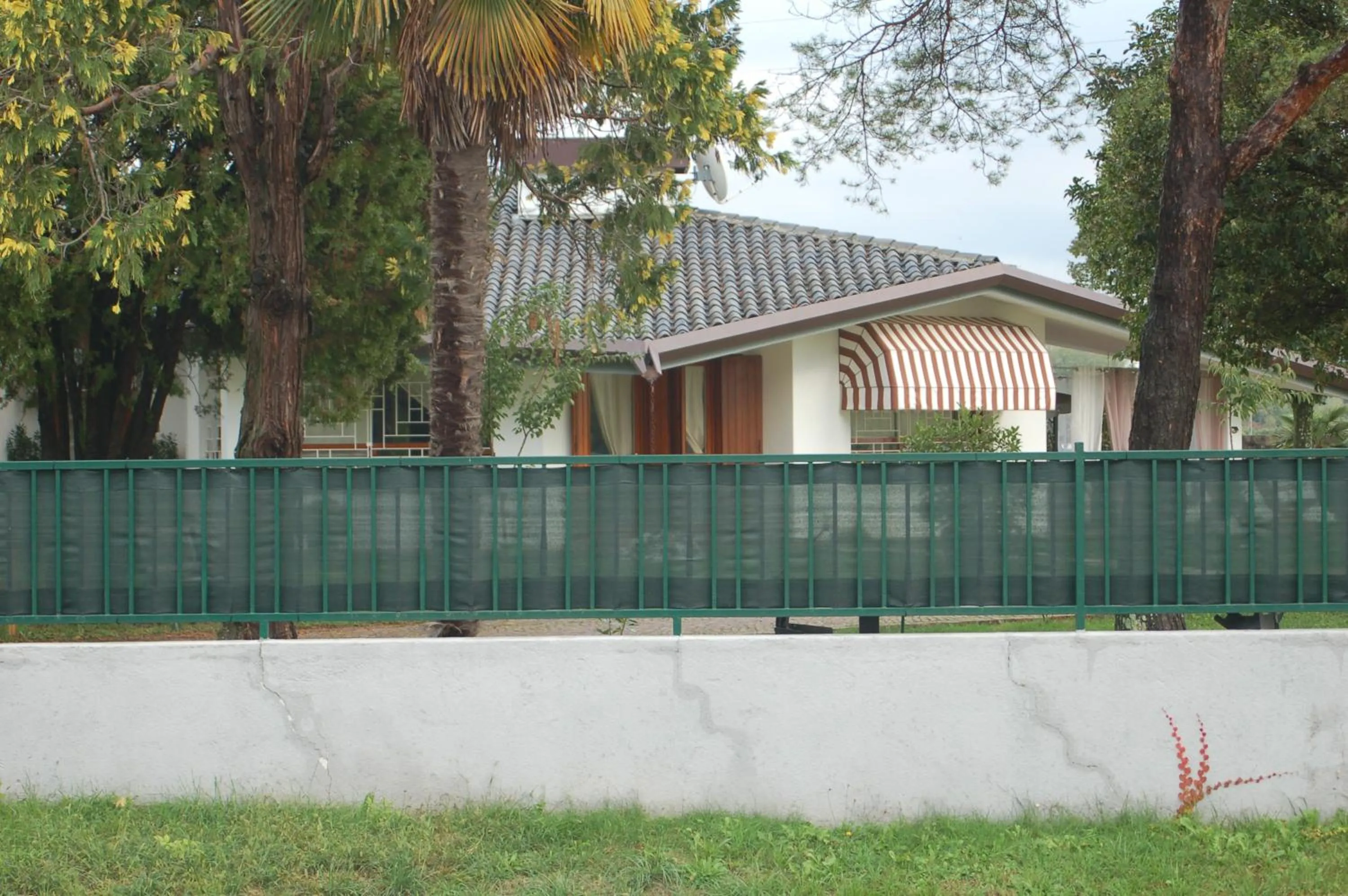 Property building in B & B Chic