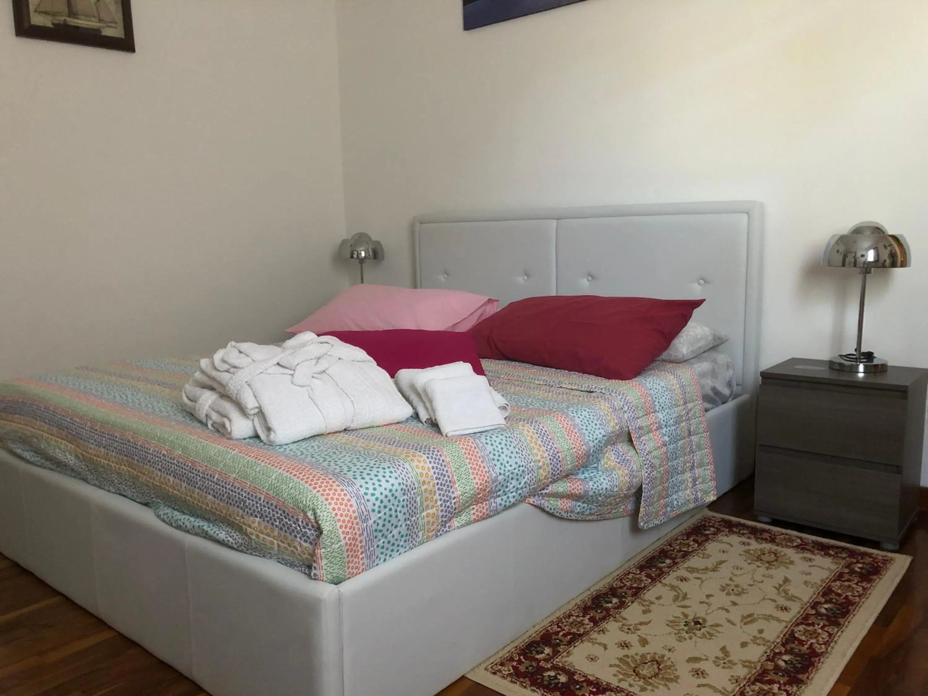 Photo of the whole room, Bed in B & B Chic