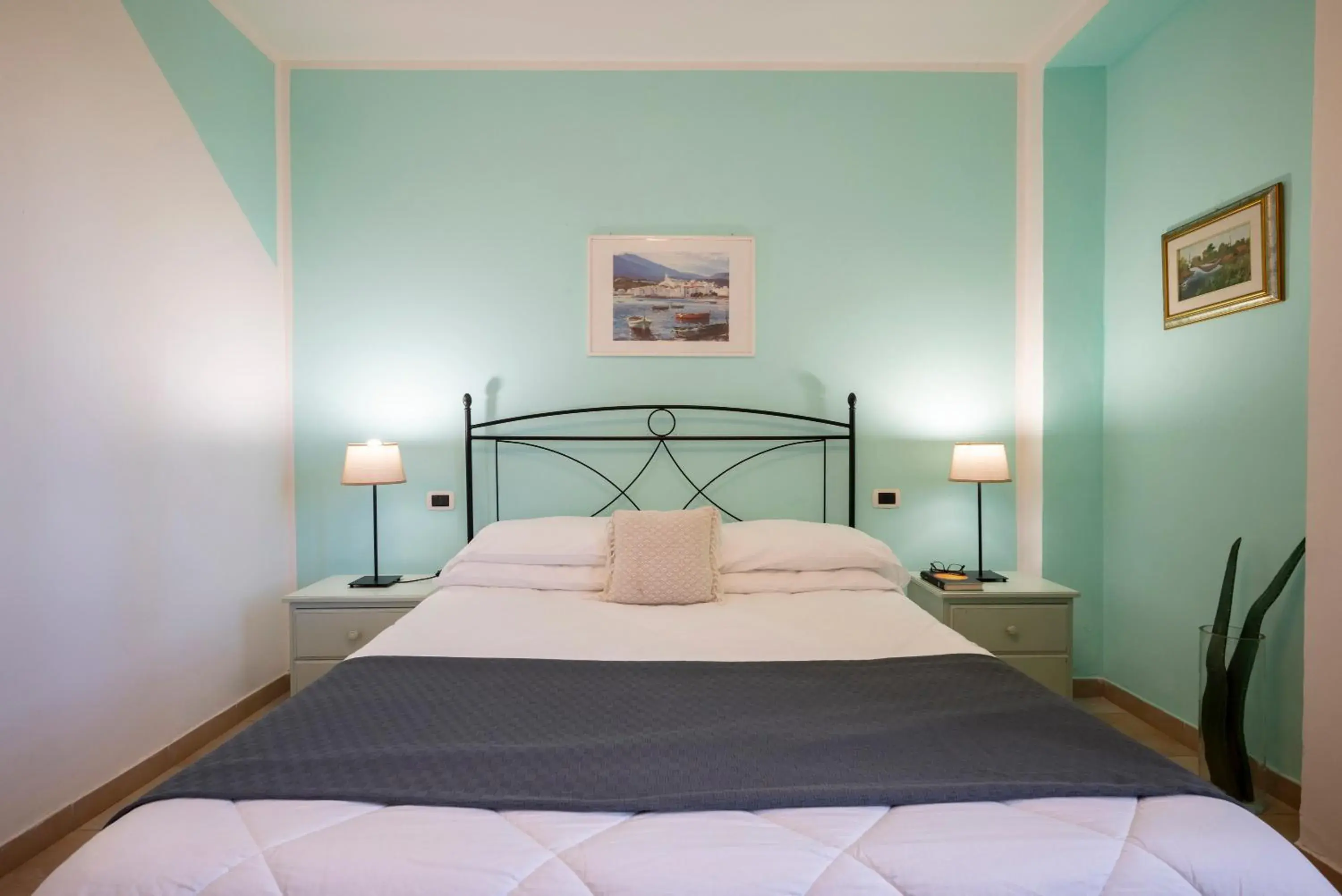 Superior One-Bedroom Apartment with Balcony in Ombra Verde Residence e B&B Superior One-Bedroom Apartment with Balcony in Ombra Verde Residence e B&B