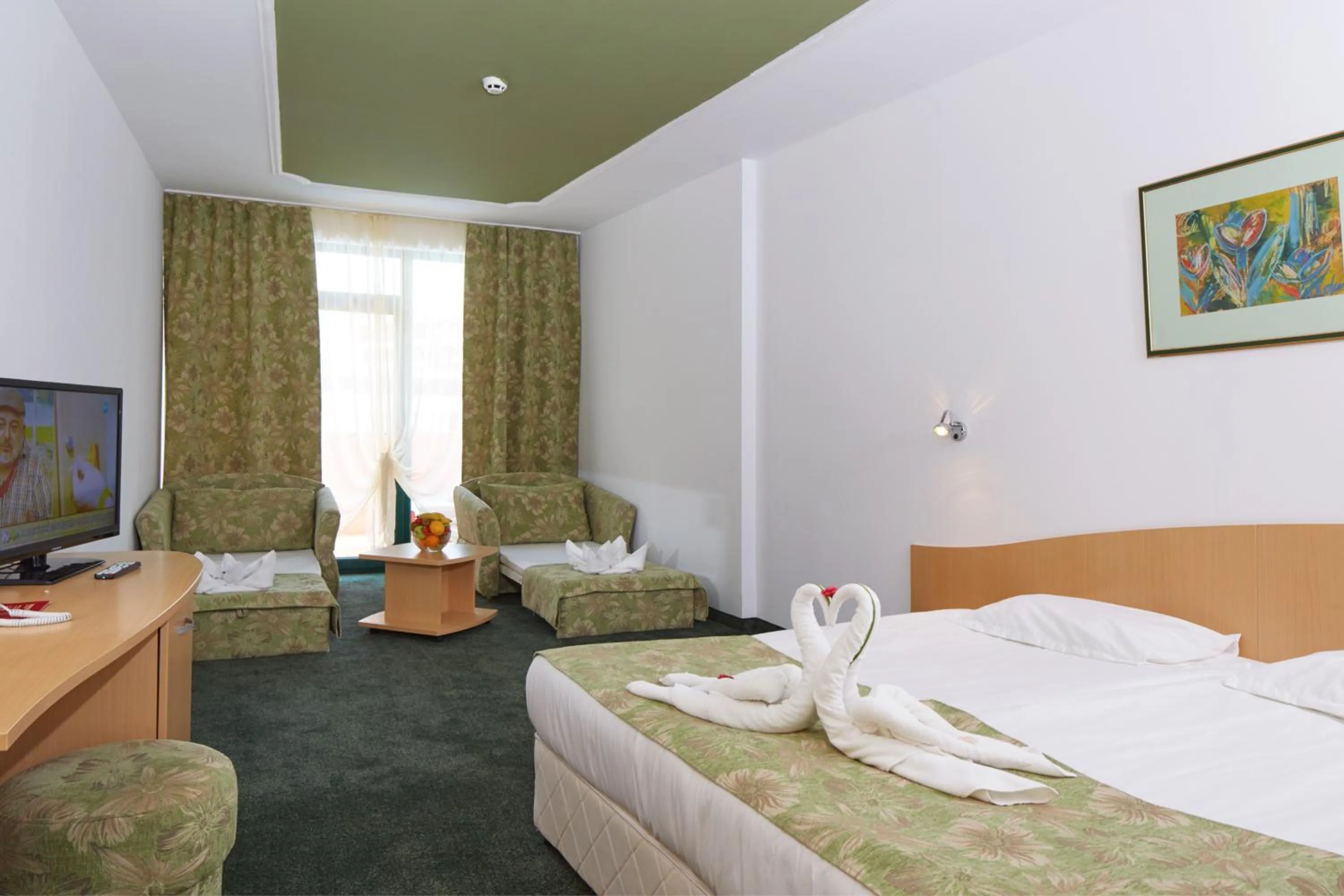 Photo of the whole room, Bed in Mena Palace Hotel - All Inclusive