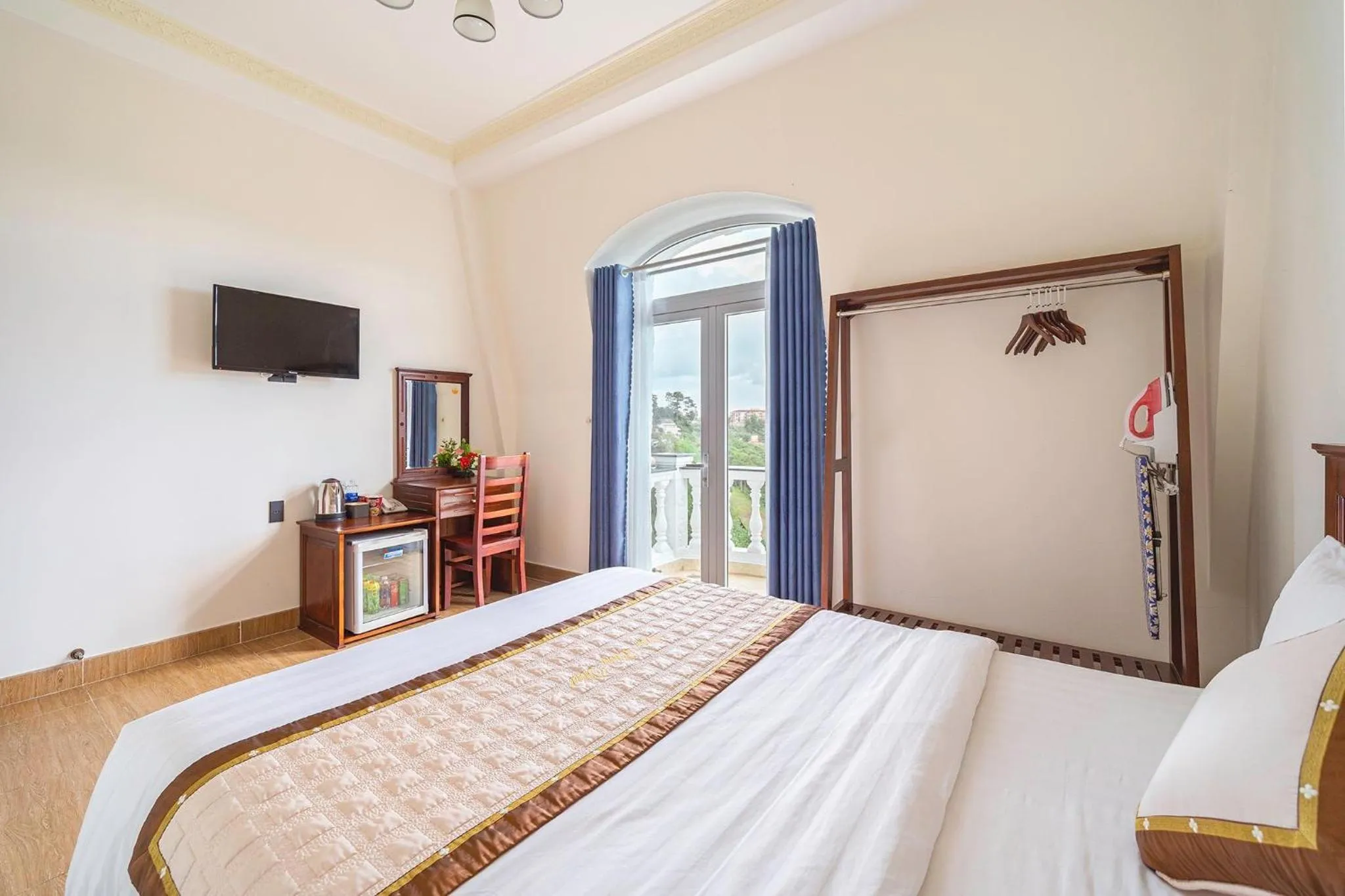 Bed in Dieu Thong Hotel