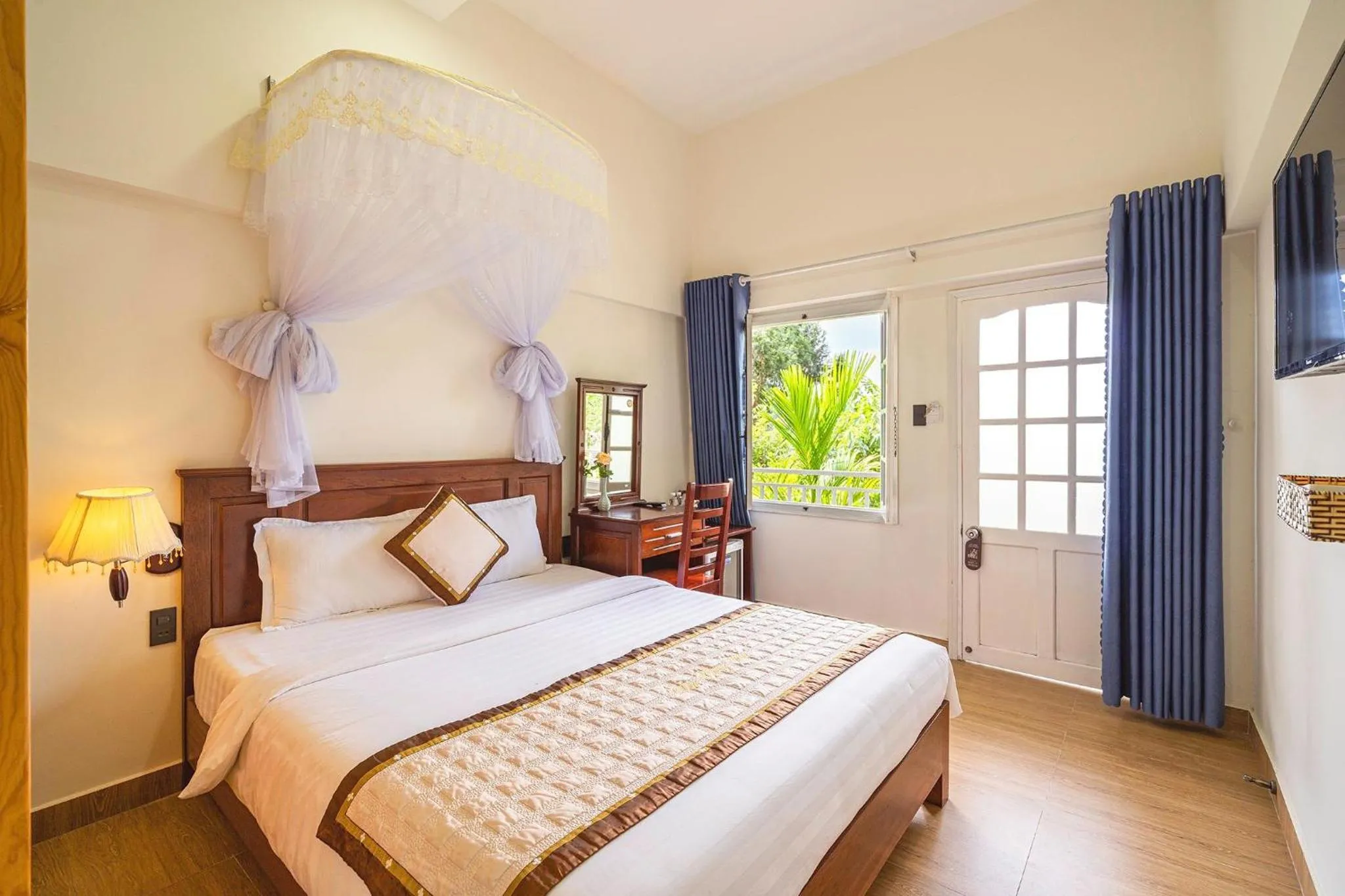 Bed in Dieu Thong Hotel