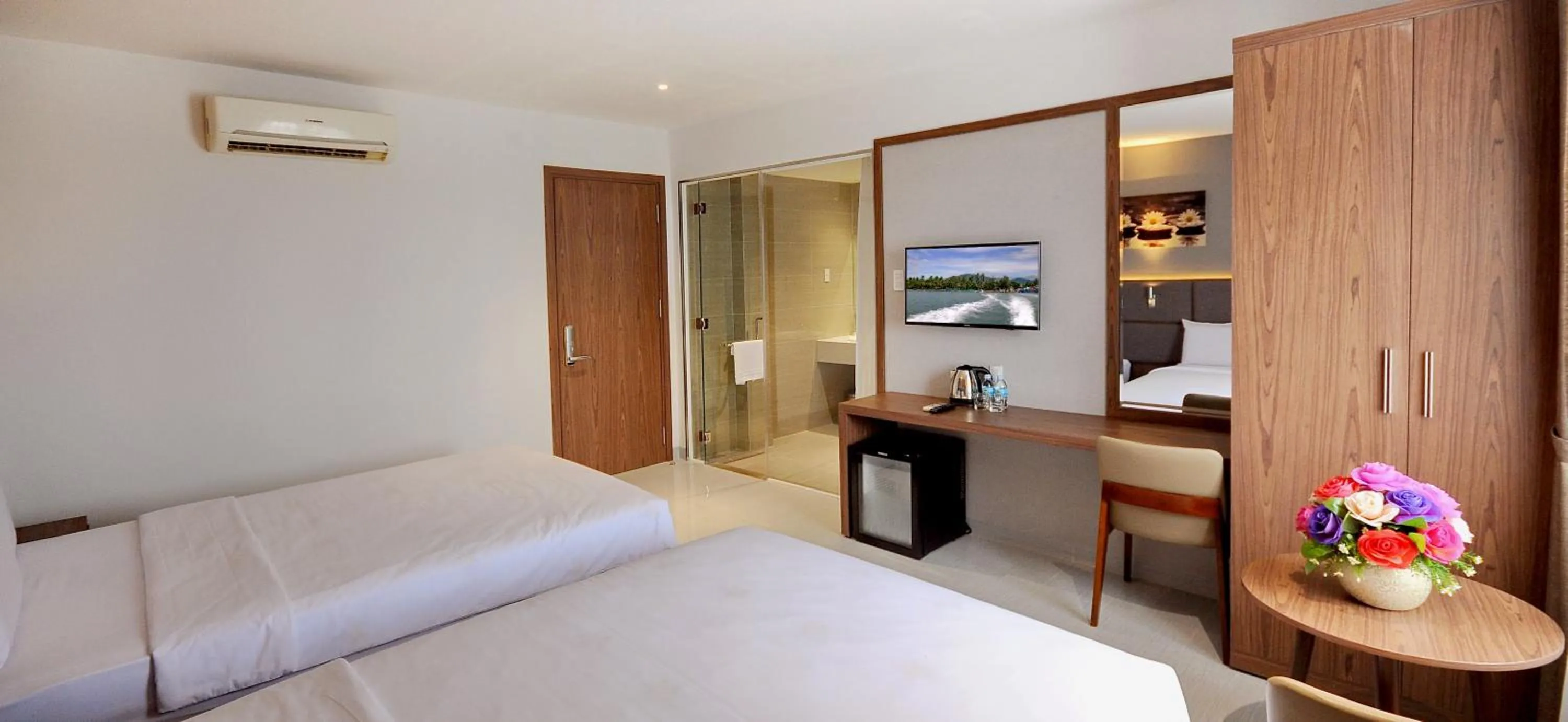 Photo of the whole room, Bed in For You Hotel