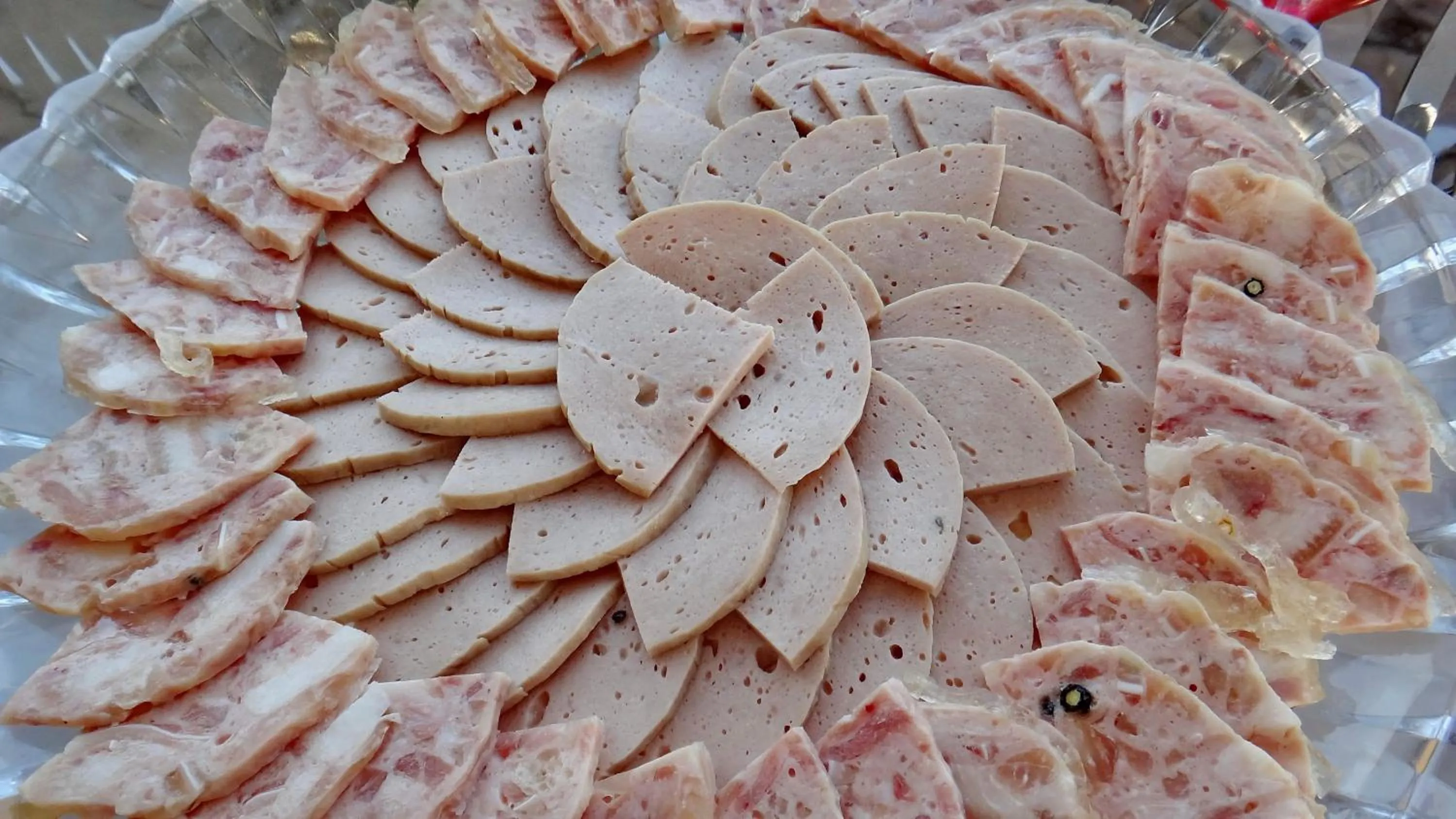 Food in For You Hotel