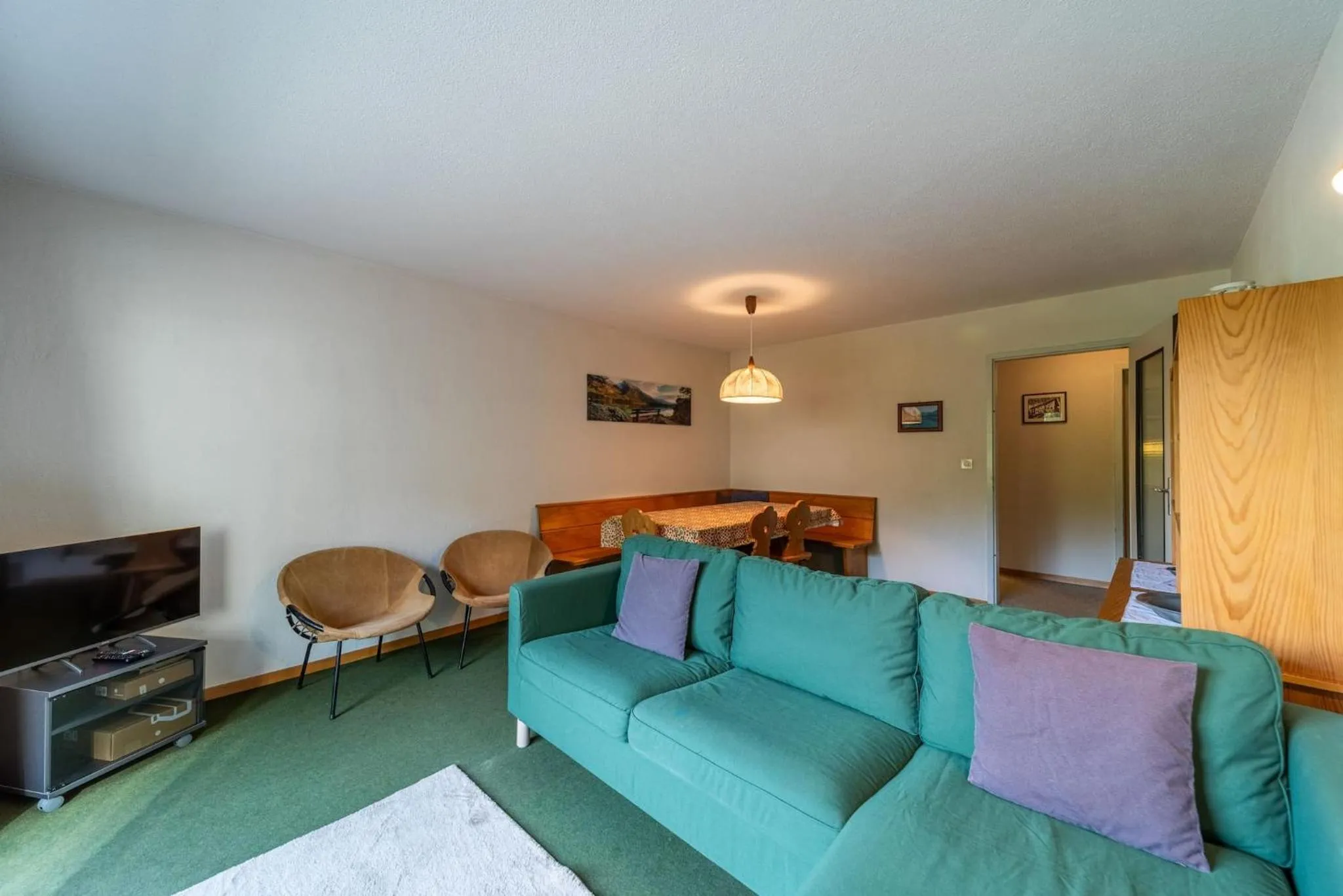 Communal lounge/ TV room in Chesa Muot Marias - Sils