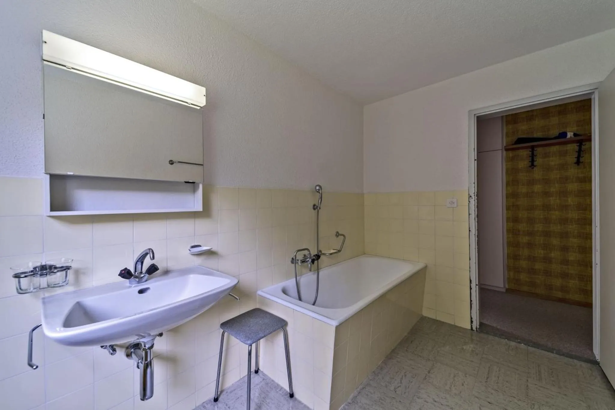 Bathroom in Chesa Muot Marias - Sils