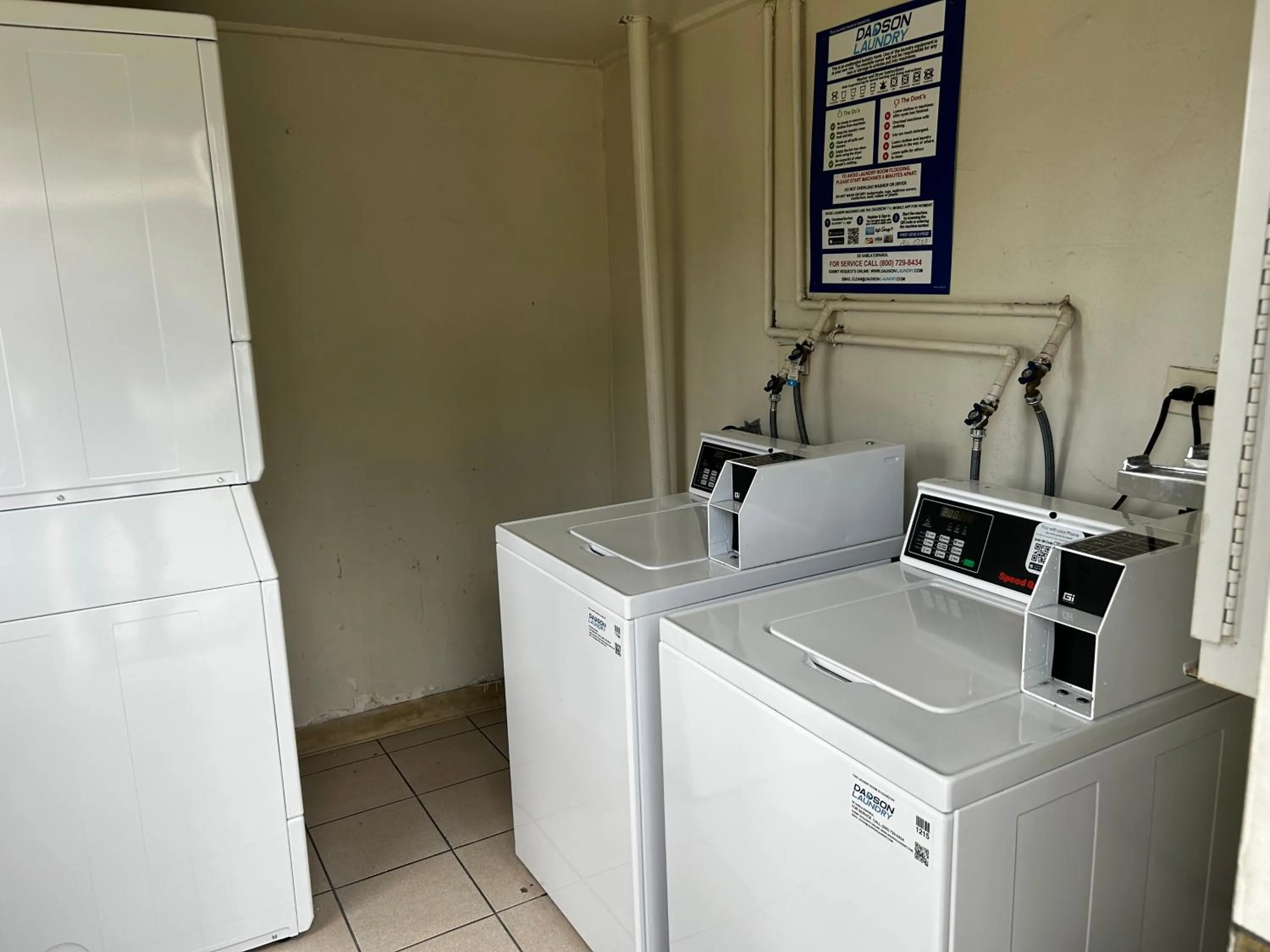 washing machine in Valley Inn