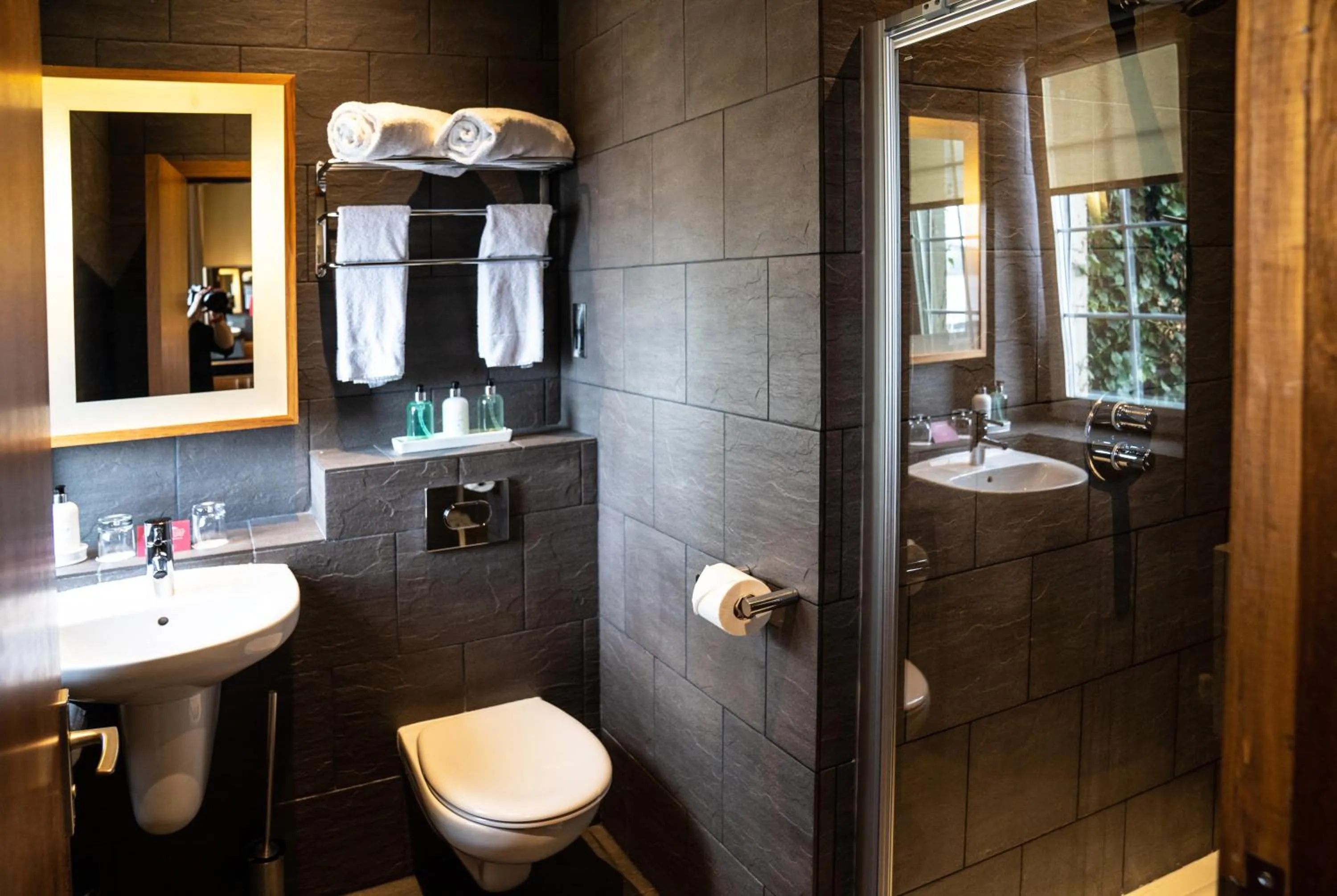 Bathroom in Orocco Pier