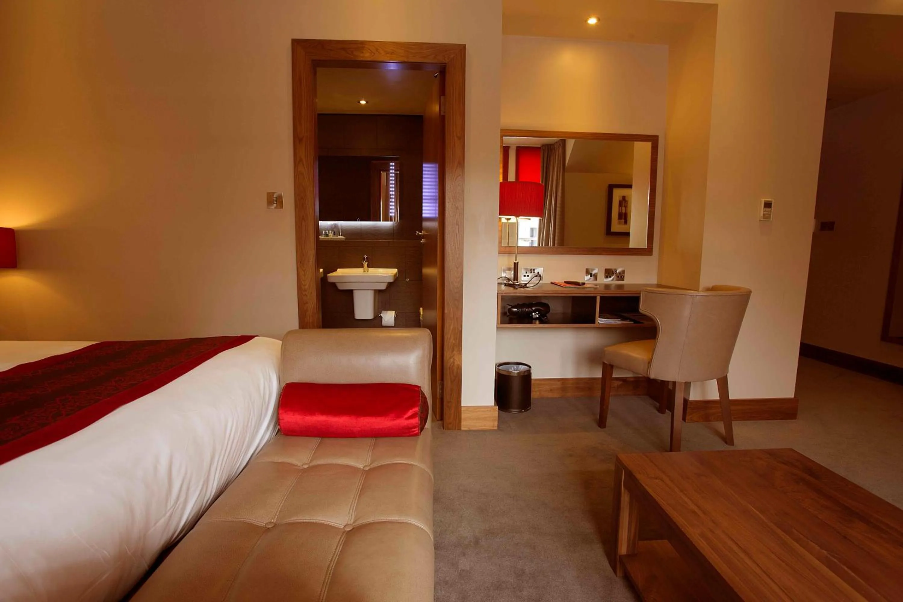 Bedroom, Bed in Orocco Pier