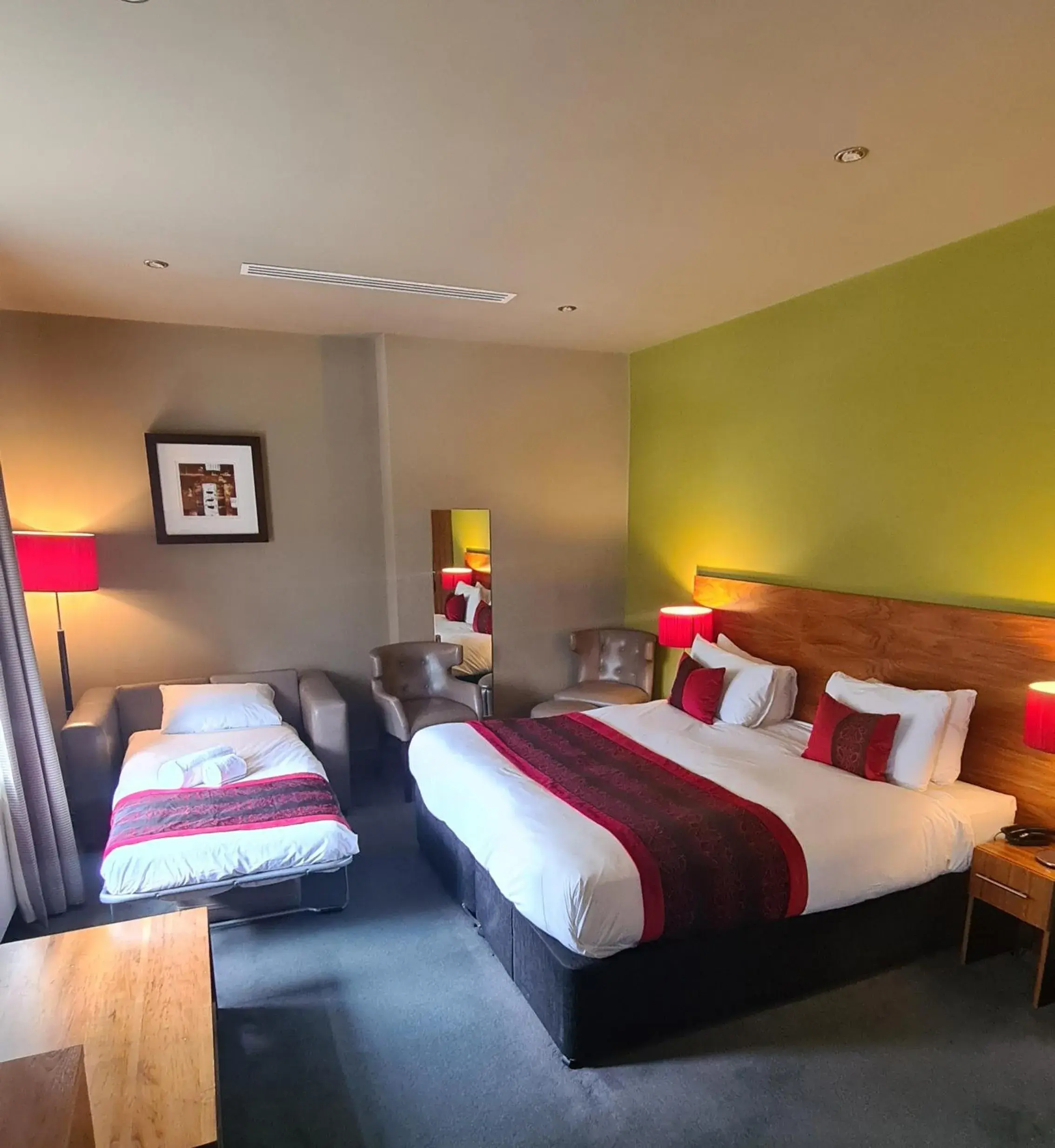 Executive Family Room with Street View in Orocco Pier Executive Family Room with Street View in Orocco Pier