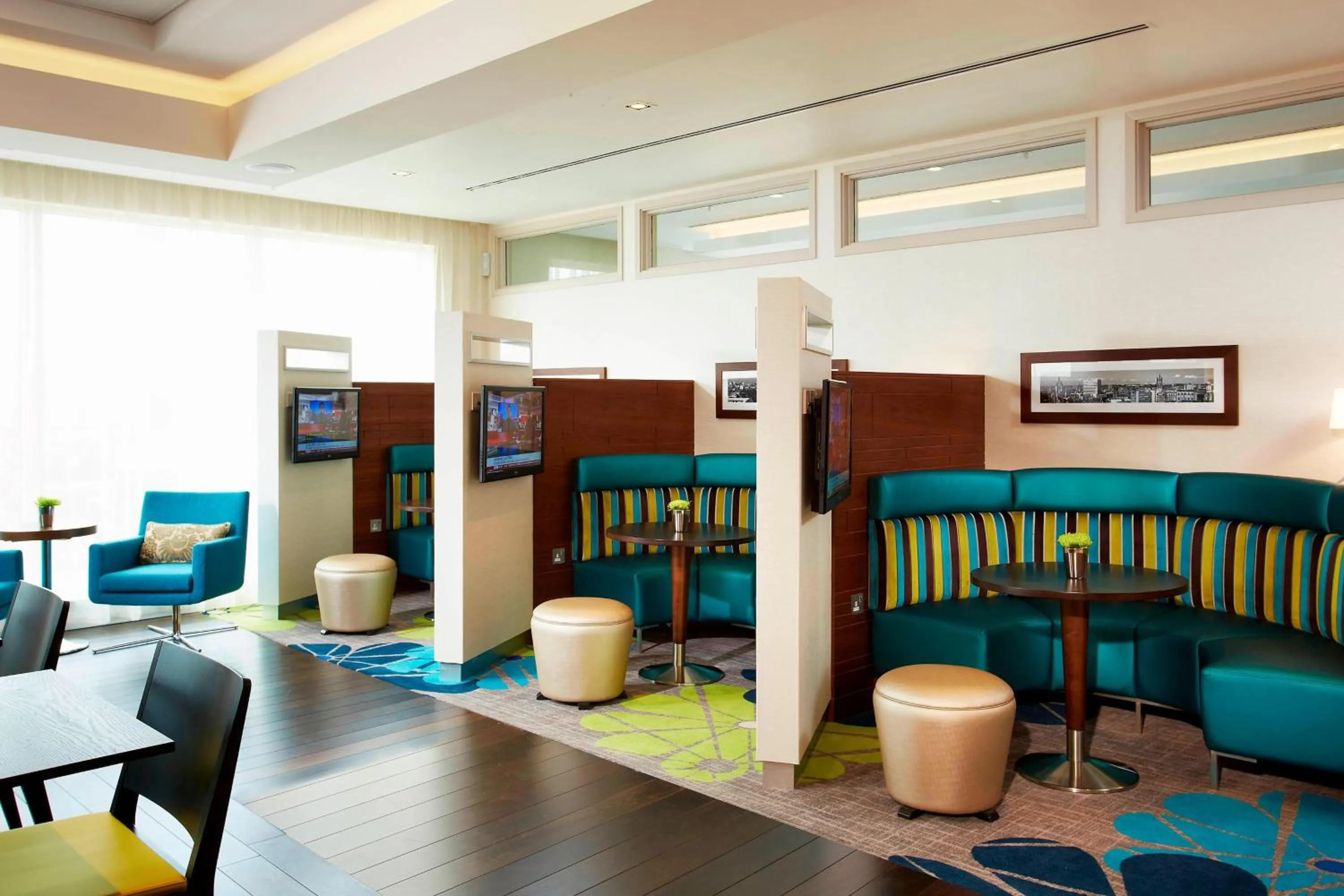 Restaurant/places to eat in Courtyard by Marriott Aberdeen Airport