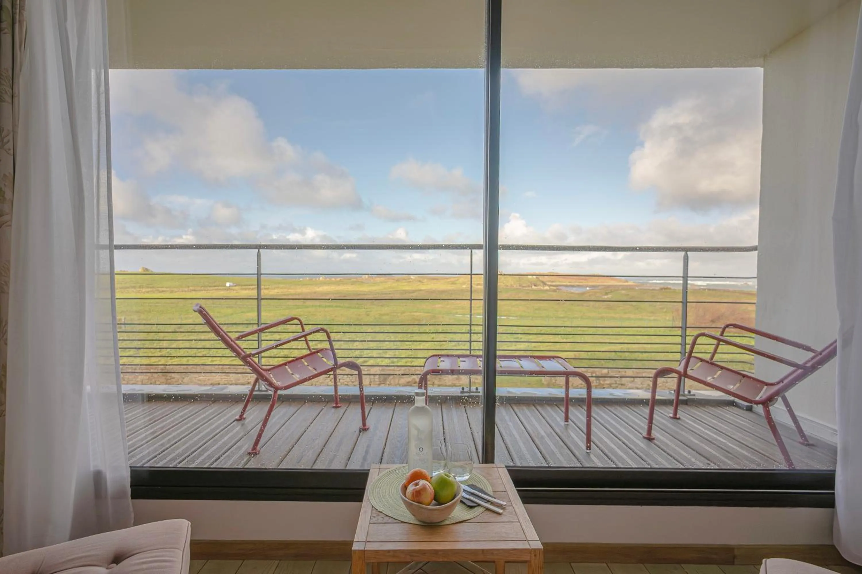 Patio in Logis Le Château de Sable