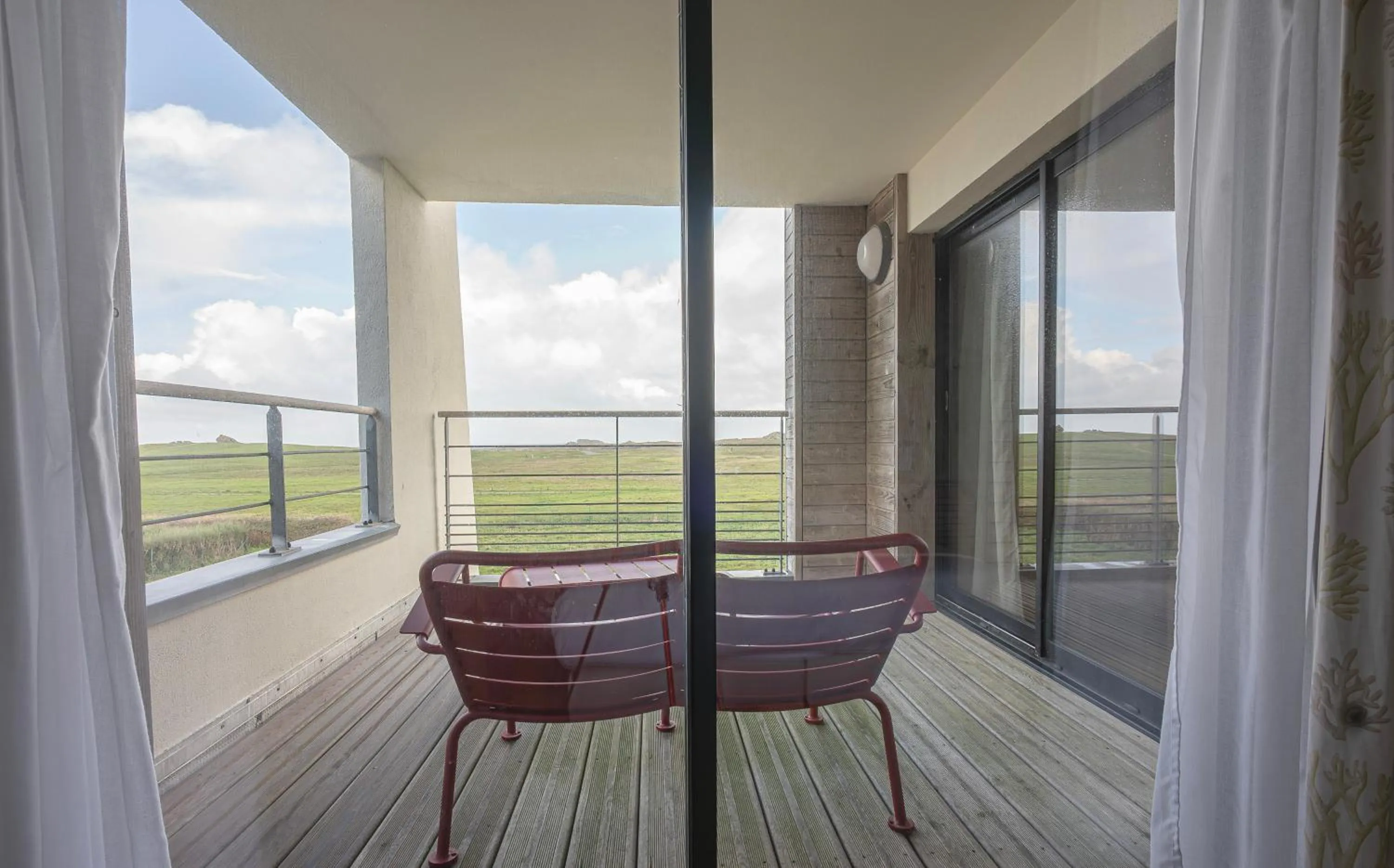 Patio in Logis Le Château de Sable