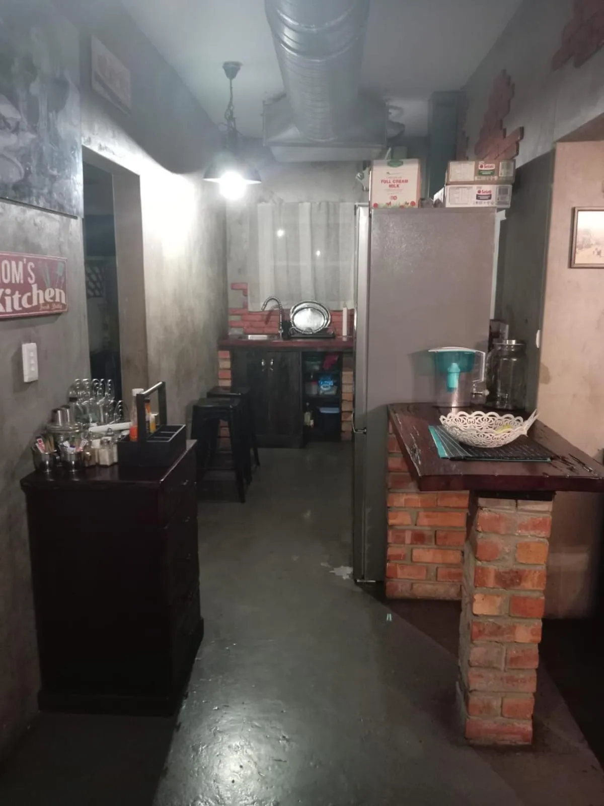 Communal kitchen in The Mountains