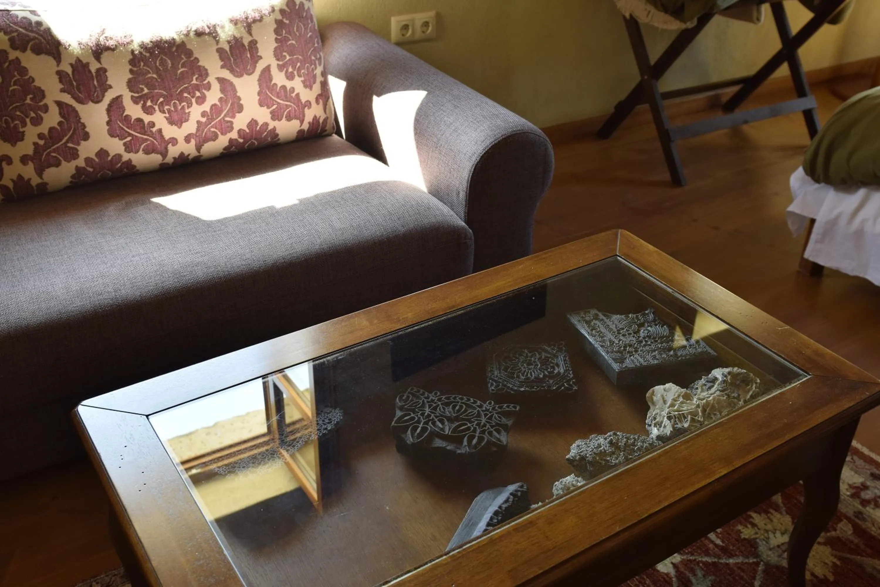 Living room in Great Mantineia