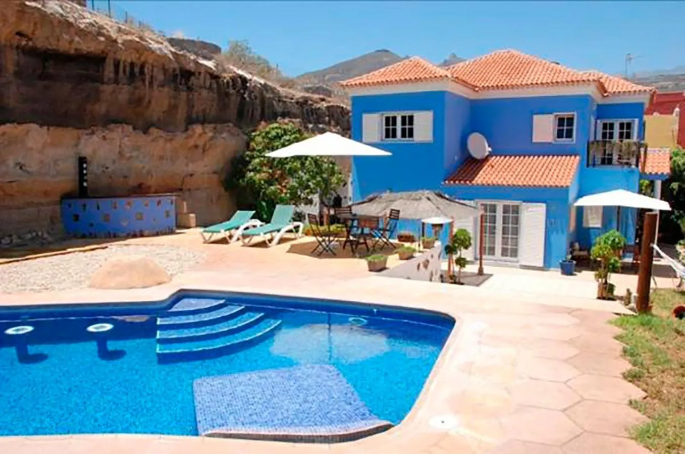 Swimming pool in Bed & Breakfast Tenerife