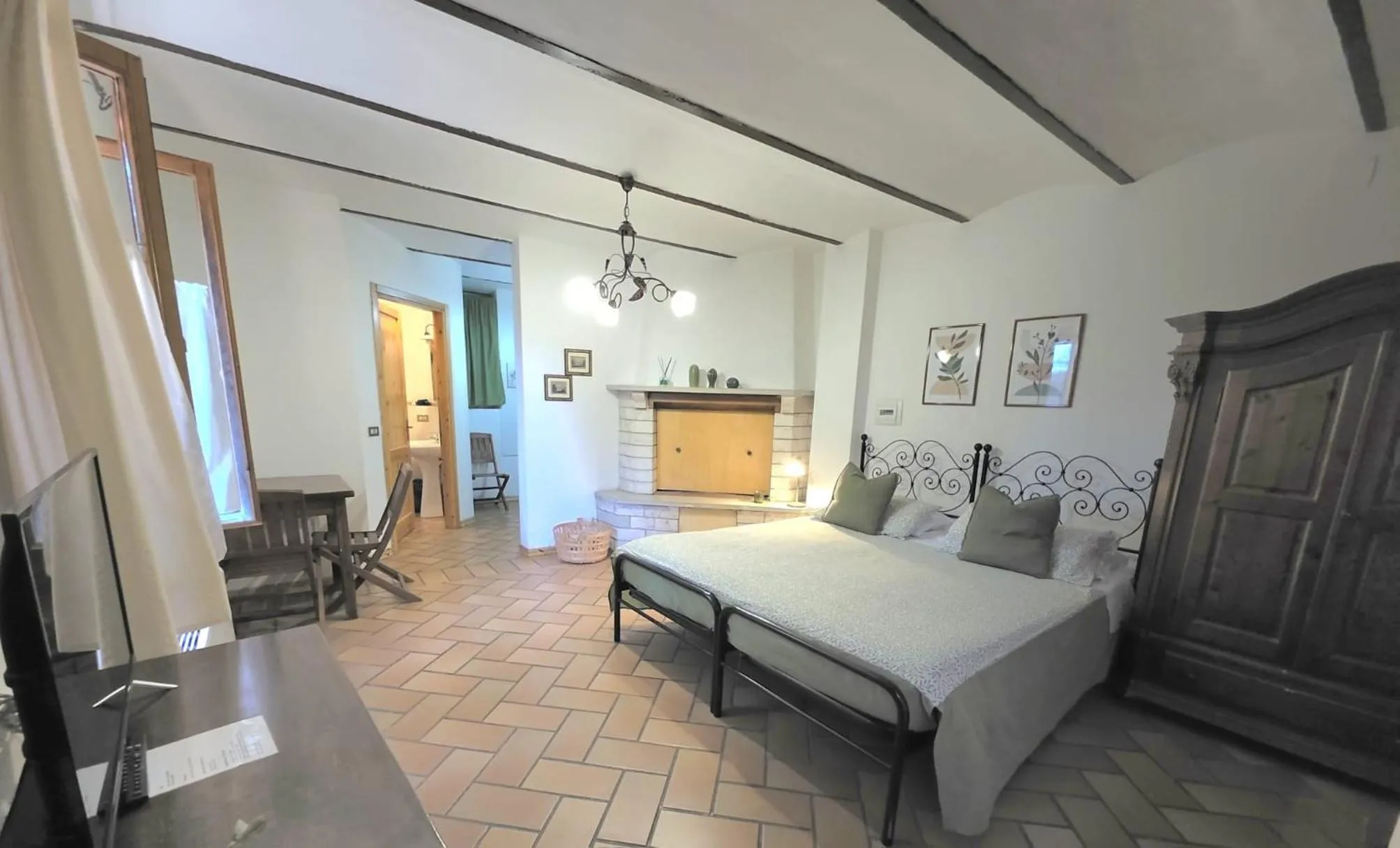 Bed in Villa Gioia Civita