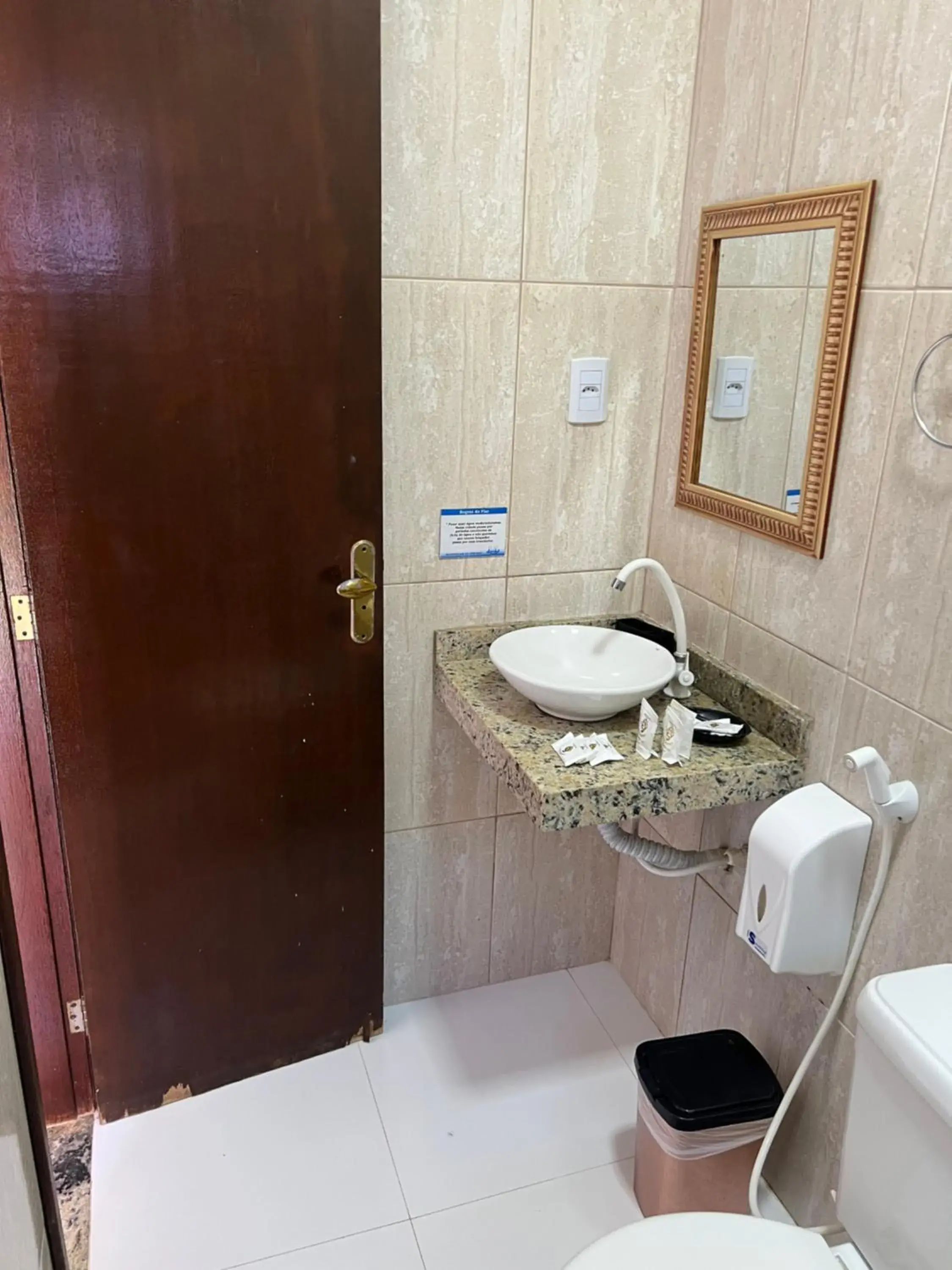 Triple Room in Pousada Três Pescadores Triple Room in Pousada Três Pescadores