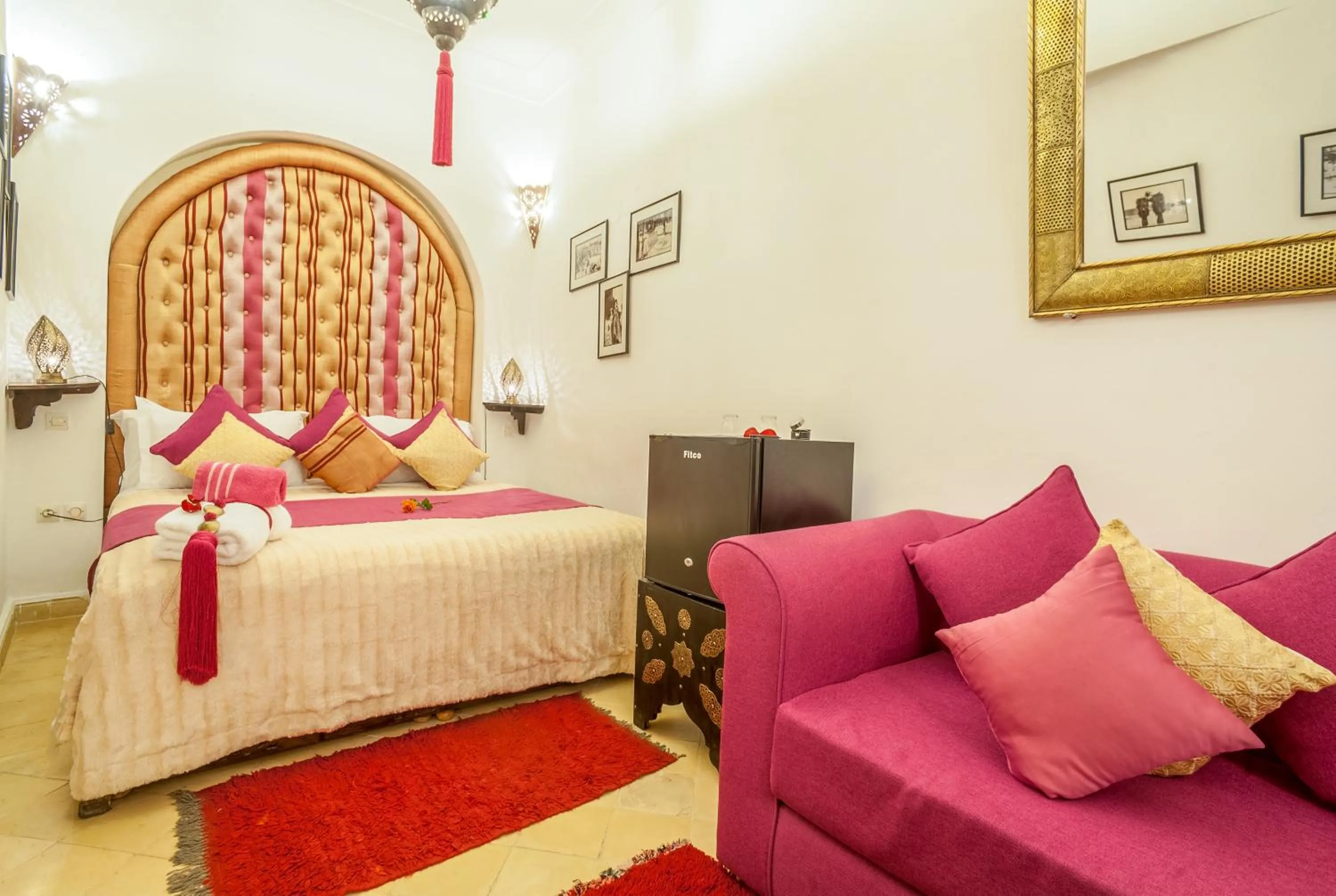 Decorative detail, Bed in Riad Anabel