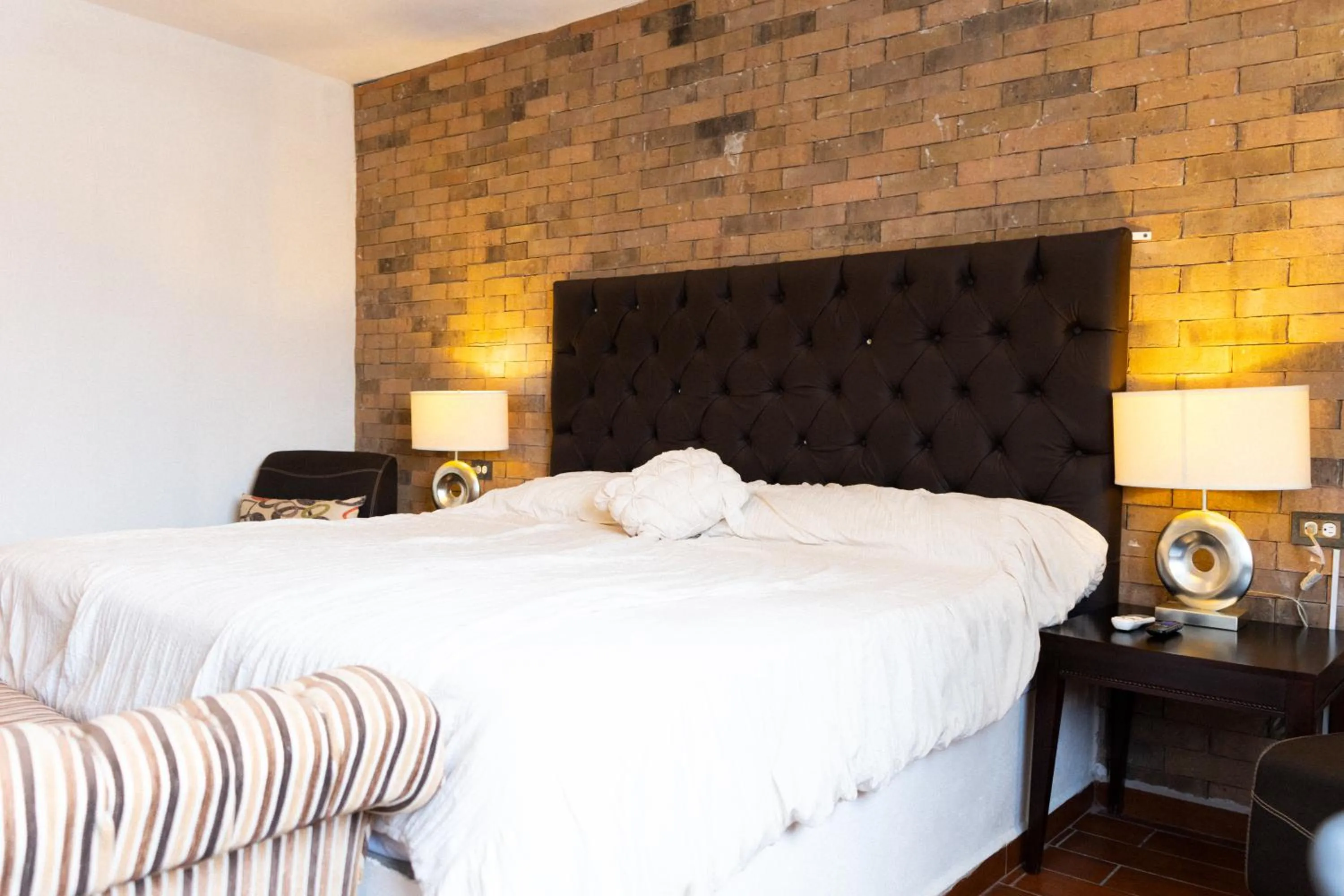 Bed in Suites Apodaca