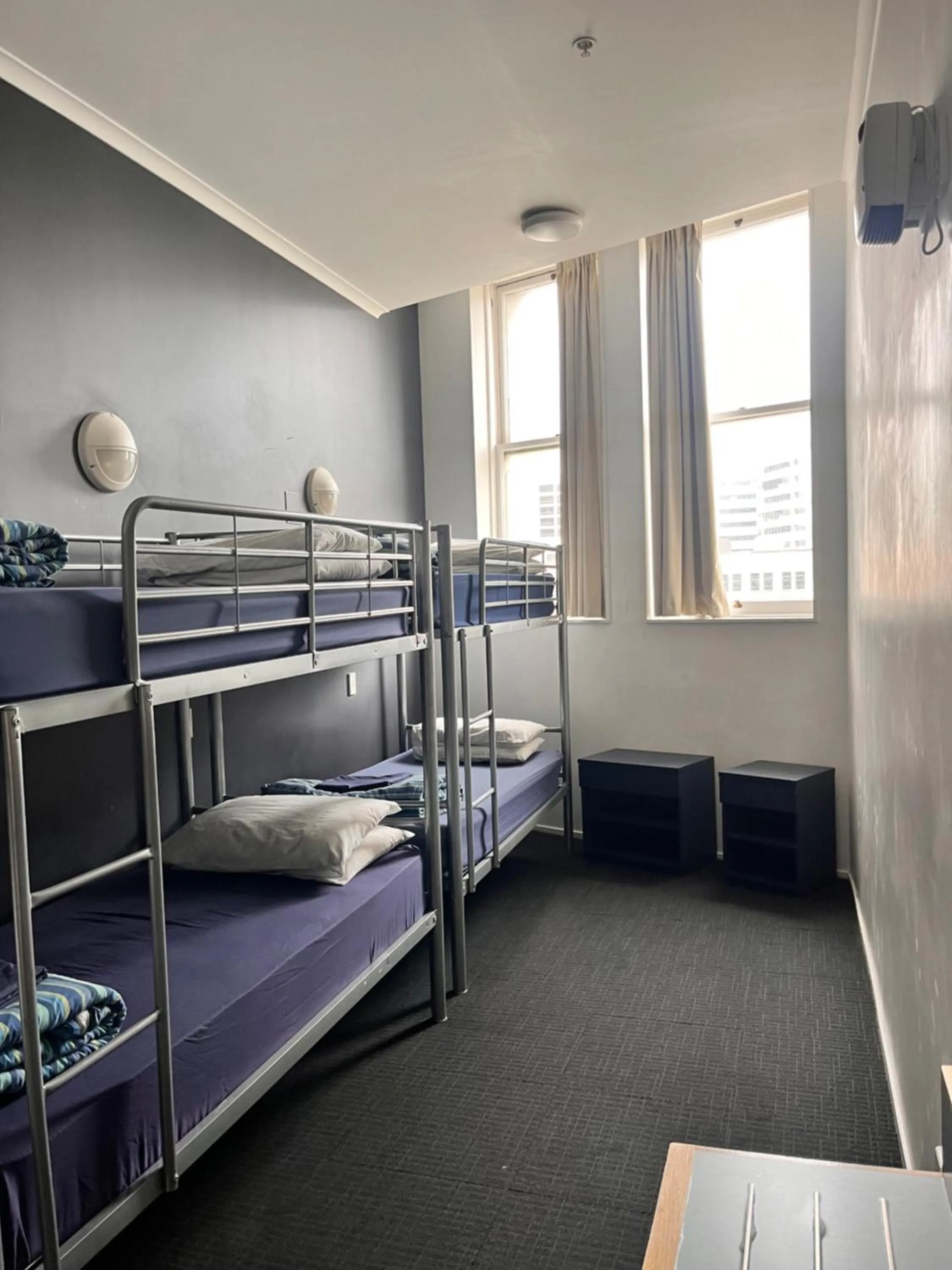 bunk bed, Bed in Nomads Capital Backpackers - Wellington