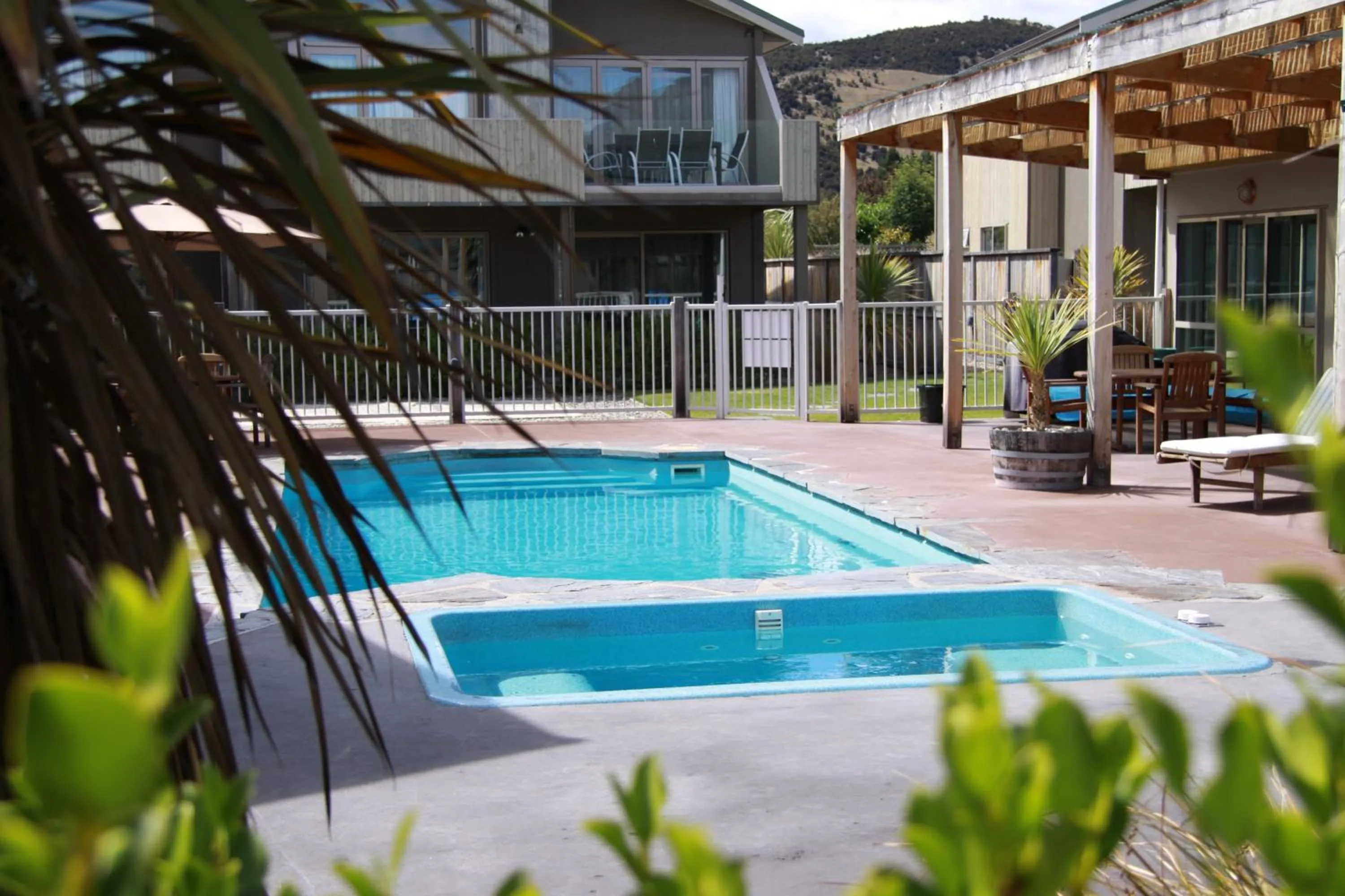 Swimming pool in Alpine Resort Wanaka THC Hotels and Resorts