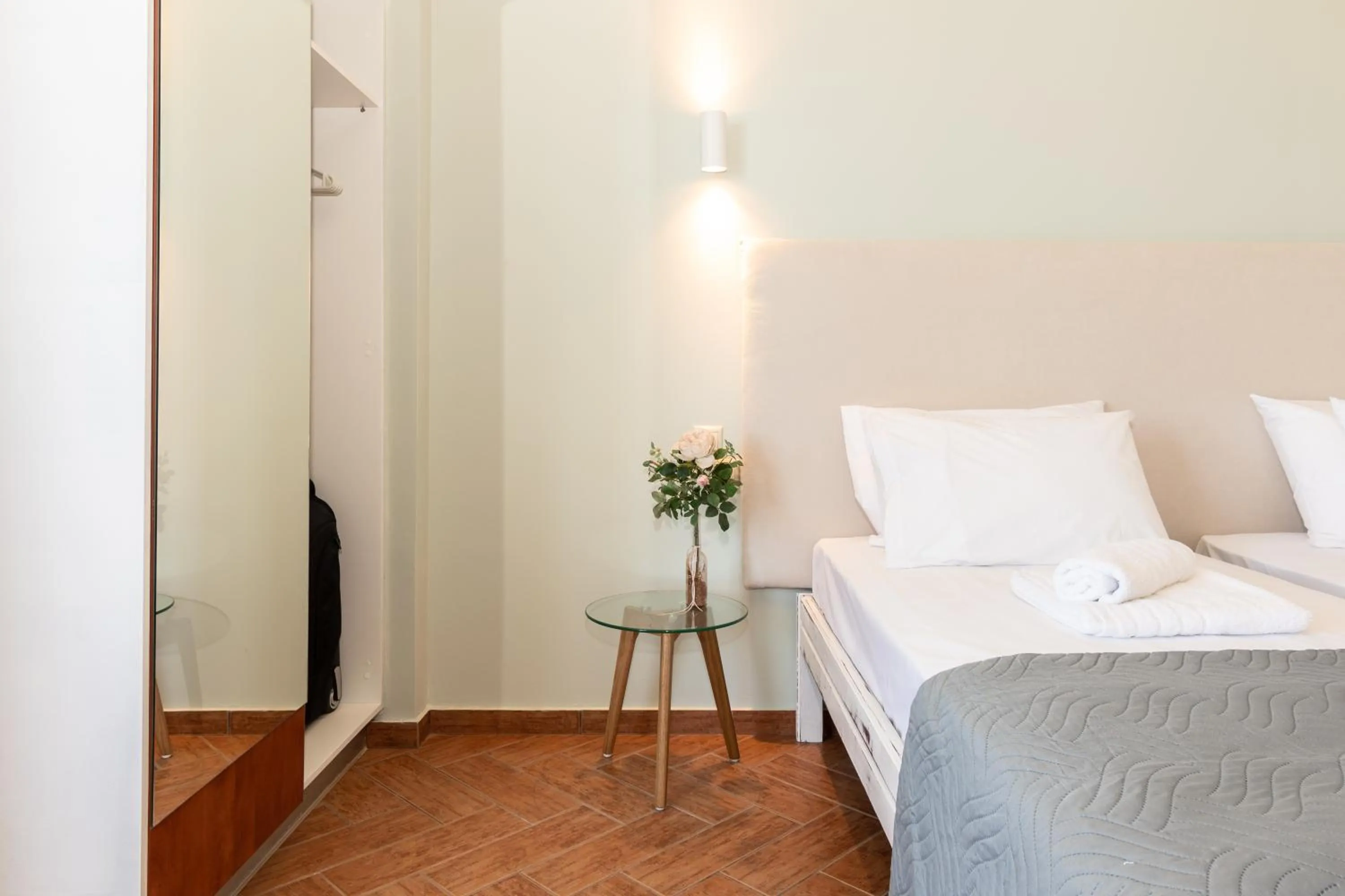 Bed in Girogiali beach hotel - Adults only