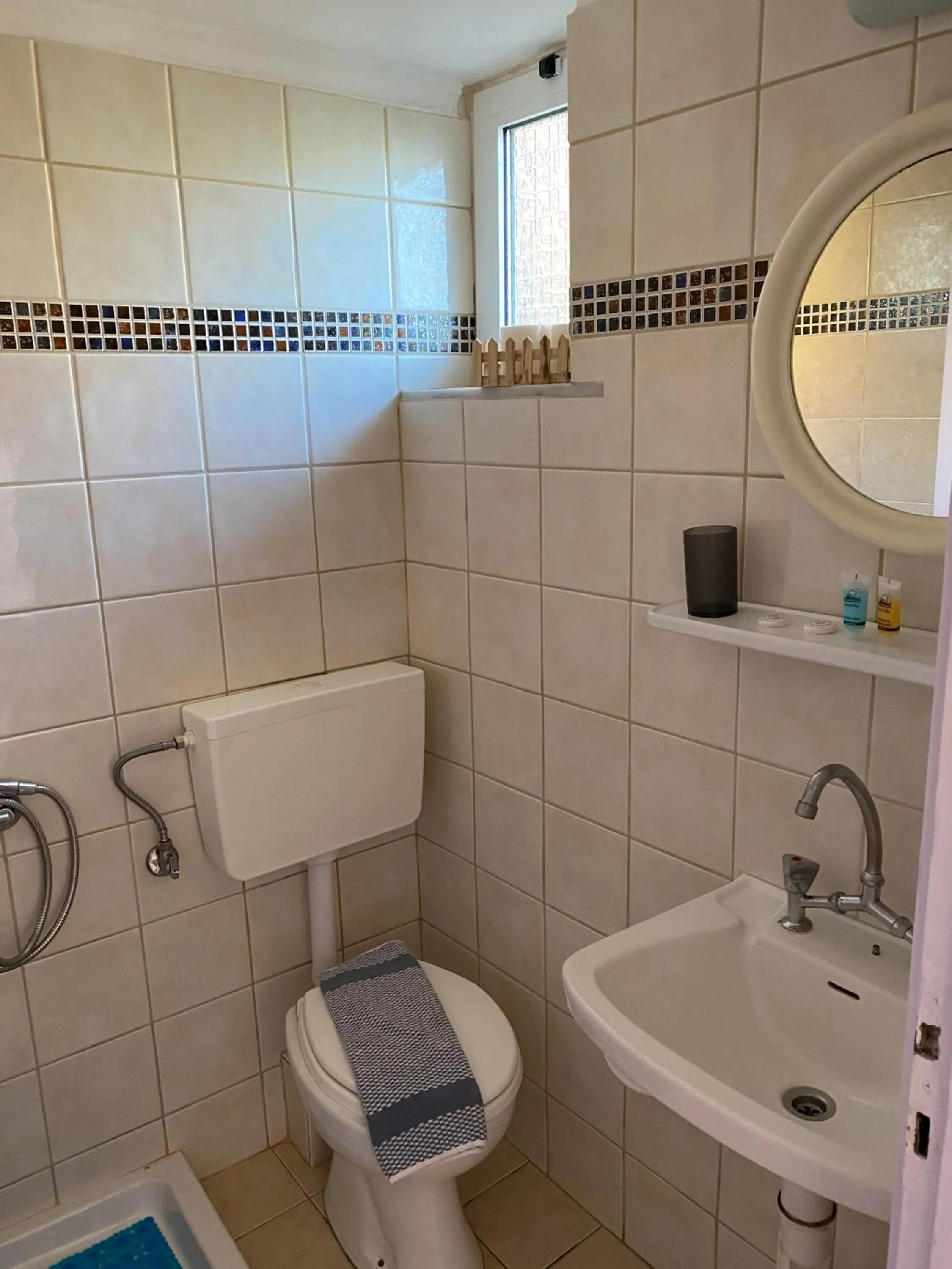 Bathroom in Girogiali beach hotel - Adults only