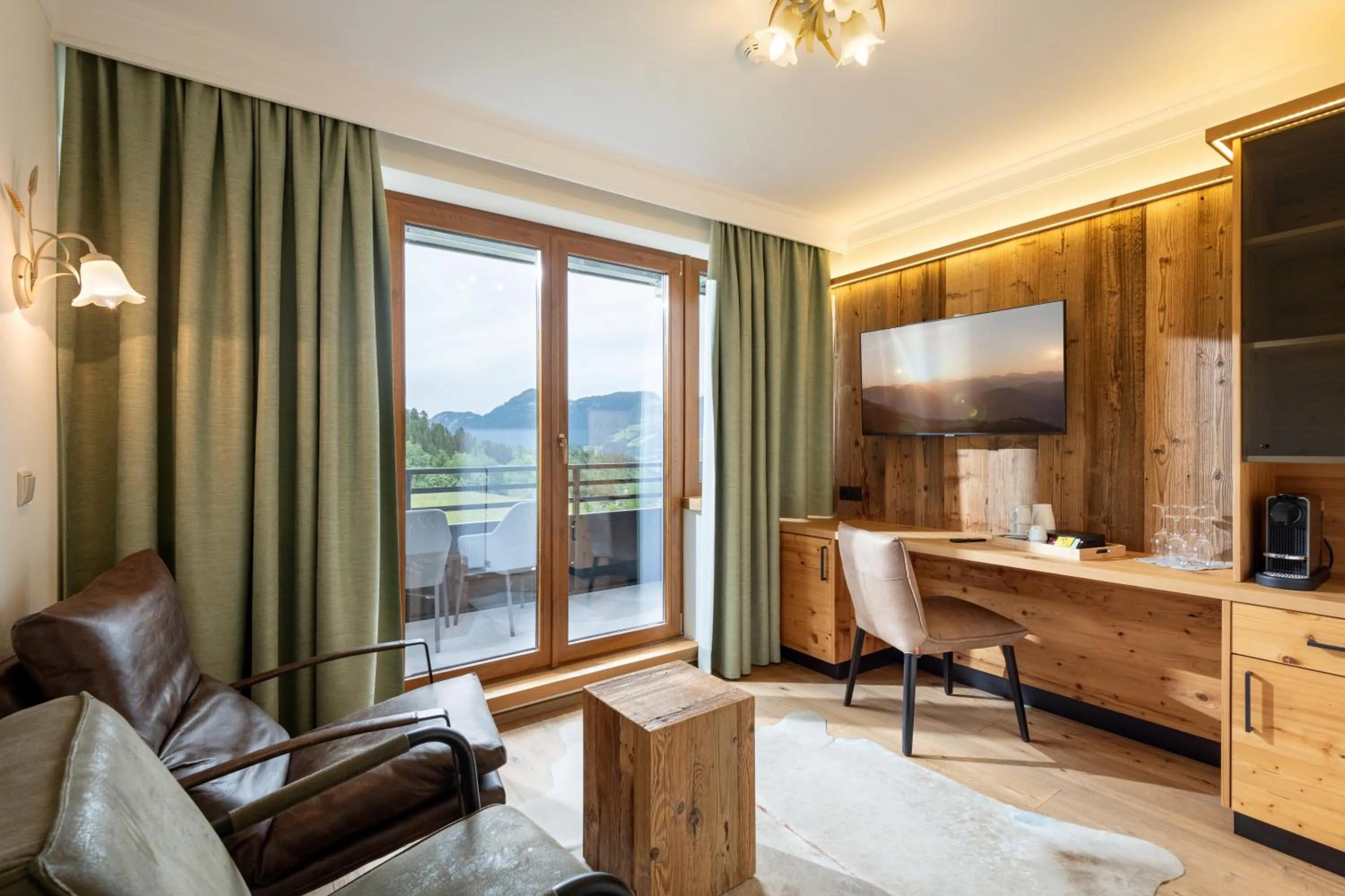 Superior Suite in Hotel Waldfriede - Der Logenplatz im Zillertal