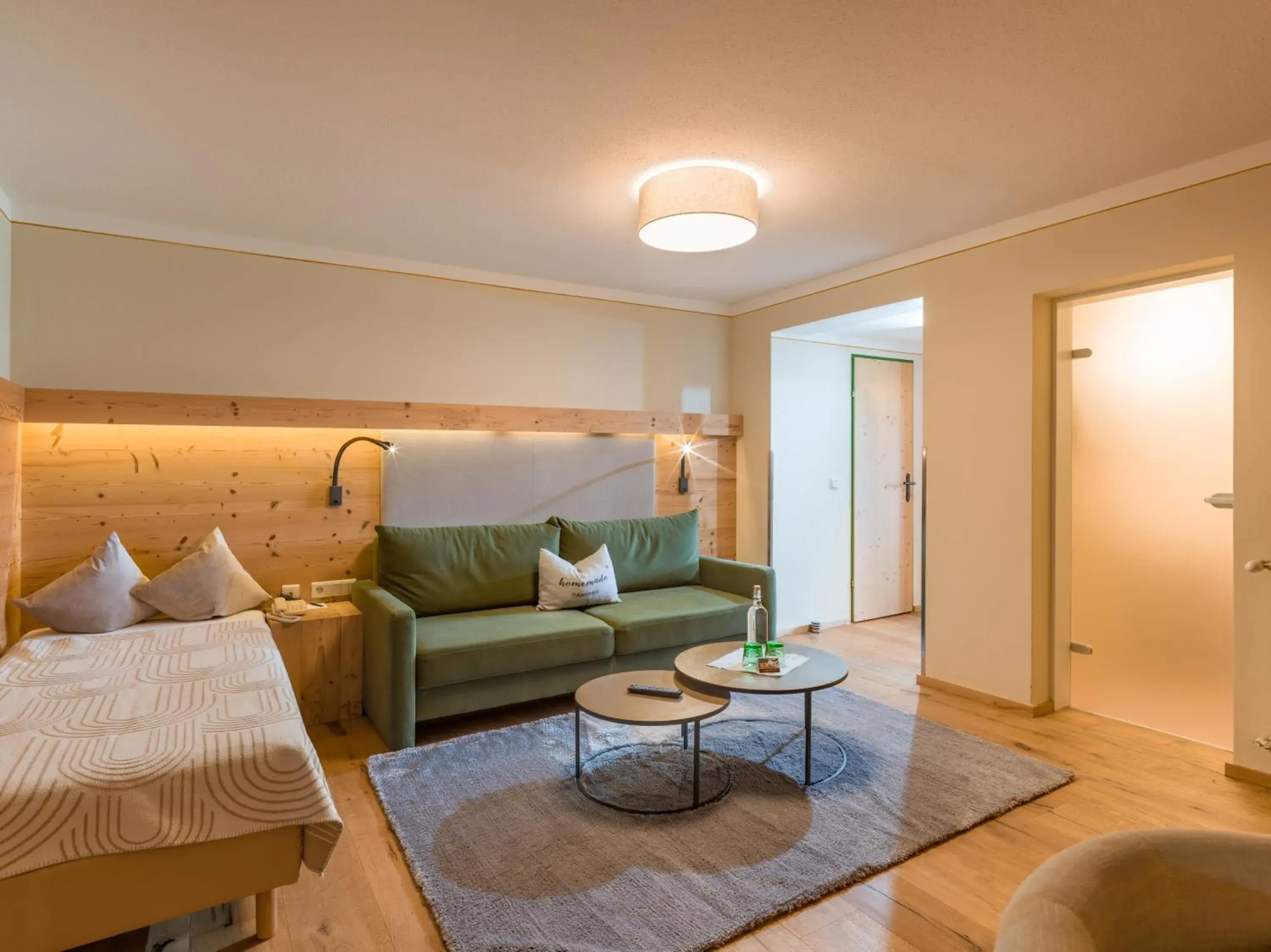 Junior Suite with Garden View in Hotel Waldfriede - Der Logenplatz im Zillertal Junior Suite with Garden View in Hotel Waldfriede - Der Logenplatz im Zillertal