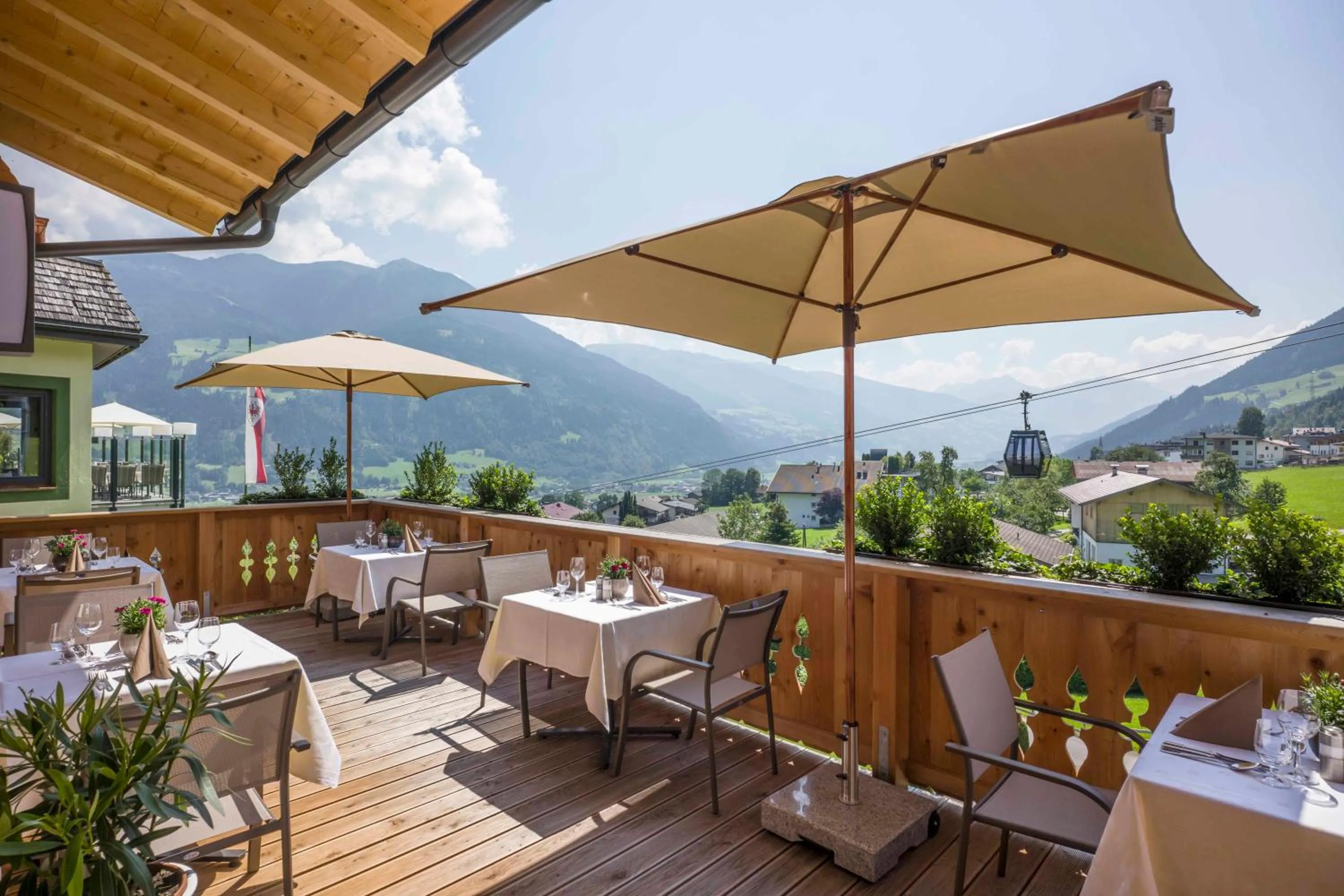Restaurant/places to eat in Hotel Waldfriede - Der Logenplatz im Zillertal