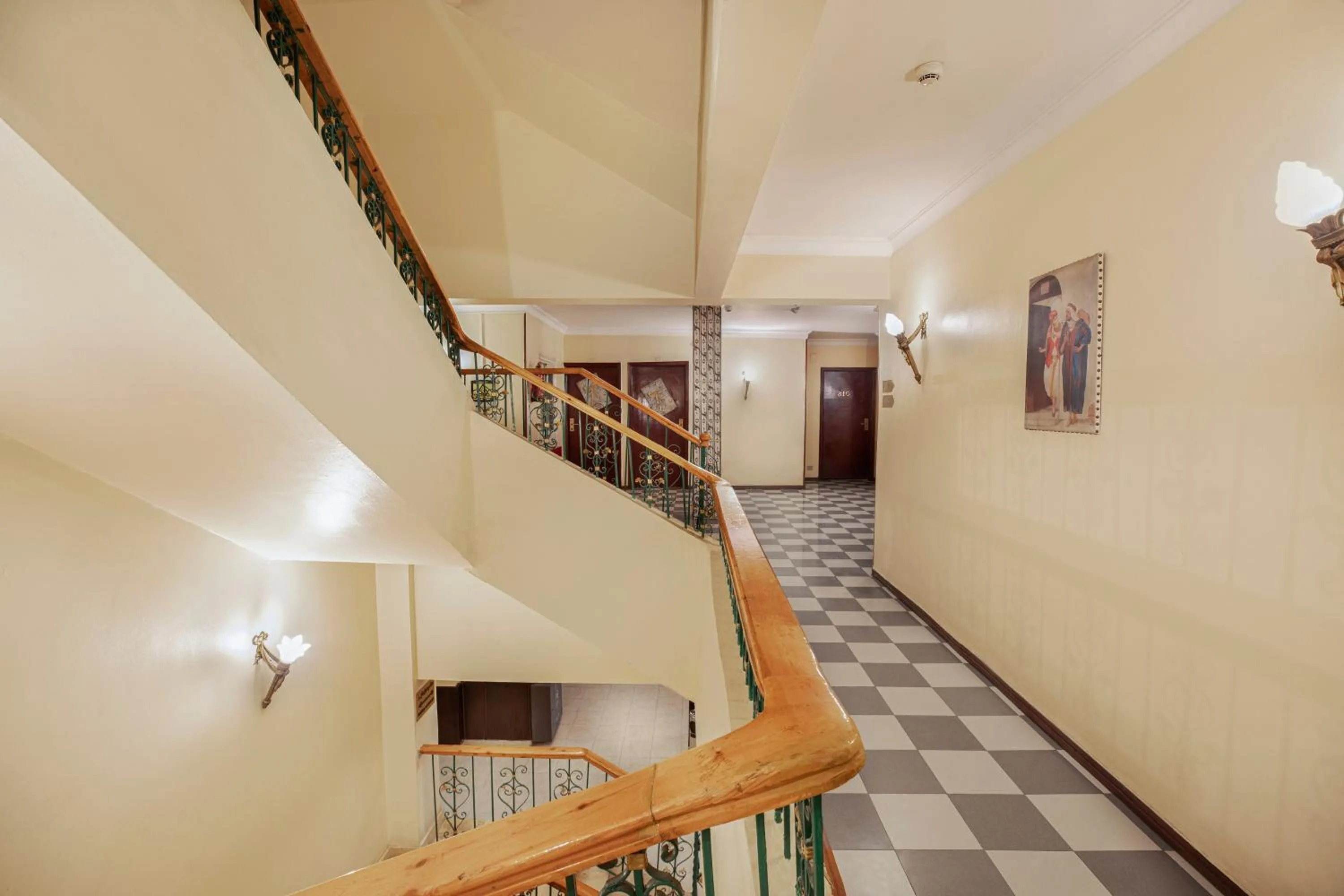 Holidays Express Hotel