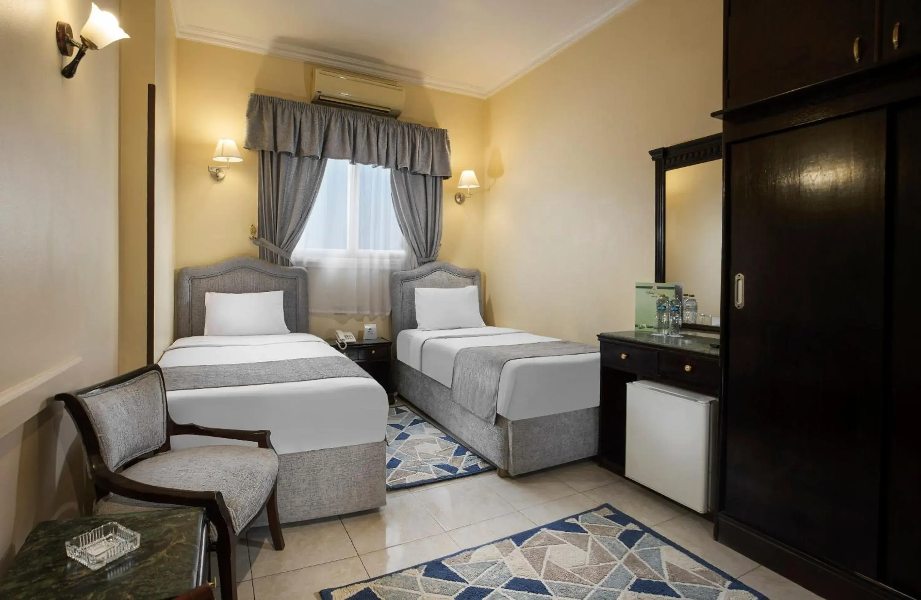 Classic Twin Room in Holidays Express Hotel Classic Twin Room in Holidays Express Hotel