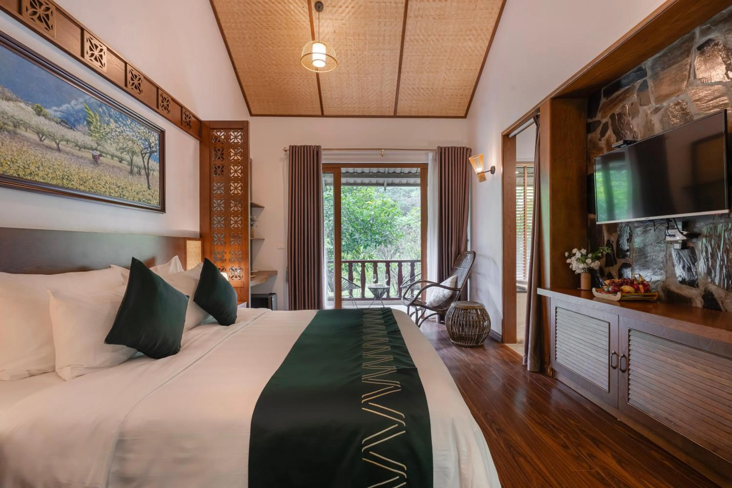 Bed in Mai Chau Mountain View Resort