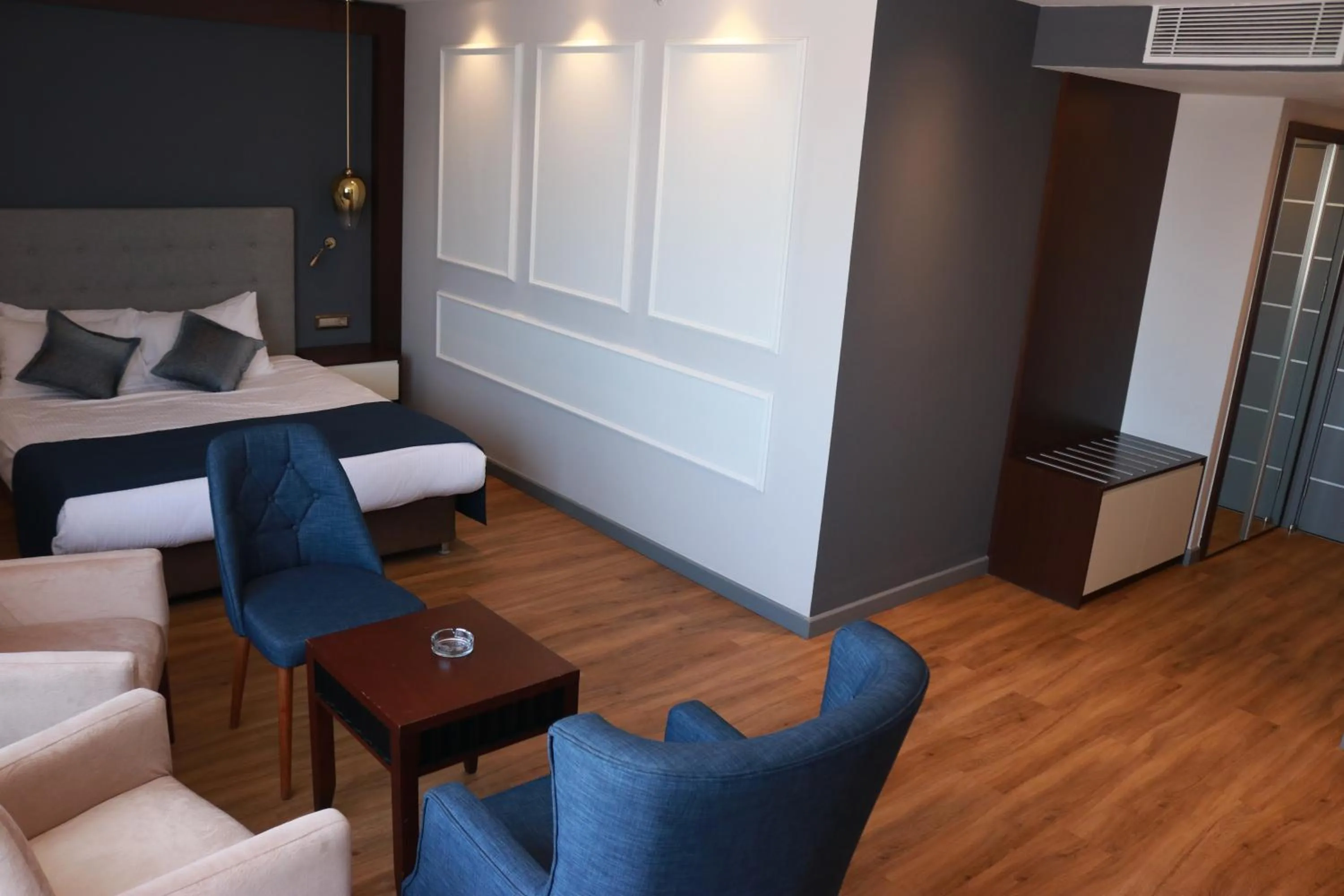 Photo of the whole room, Bed in Nova Plaza Crystal Hotel & Spa