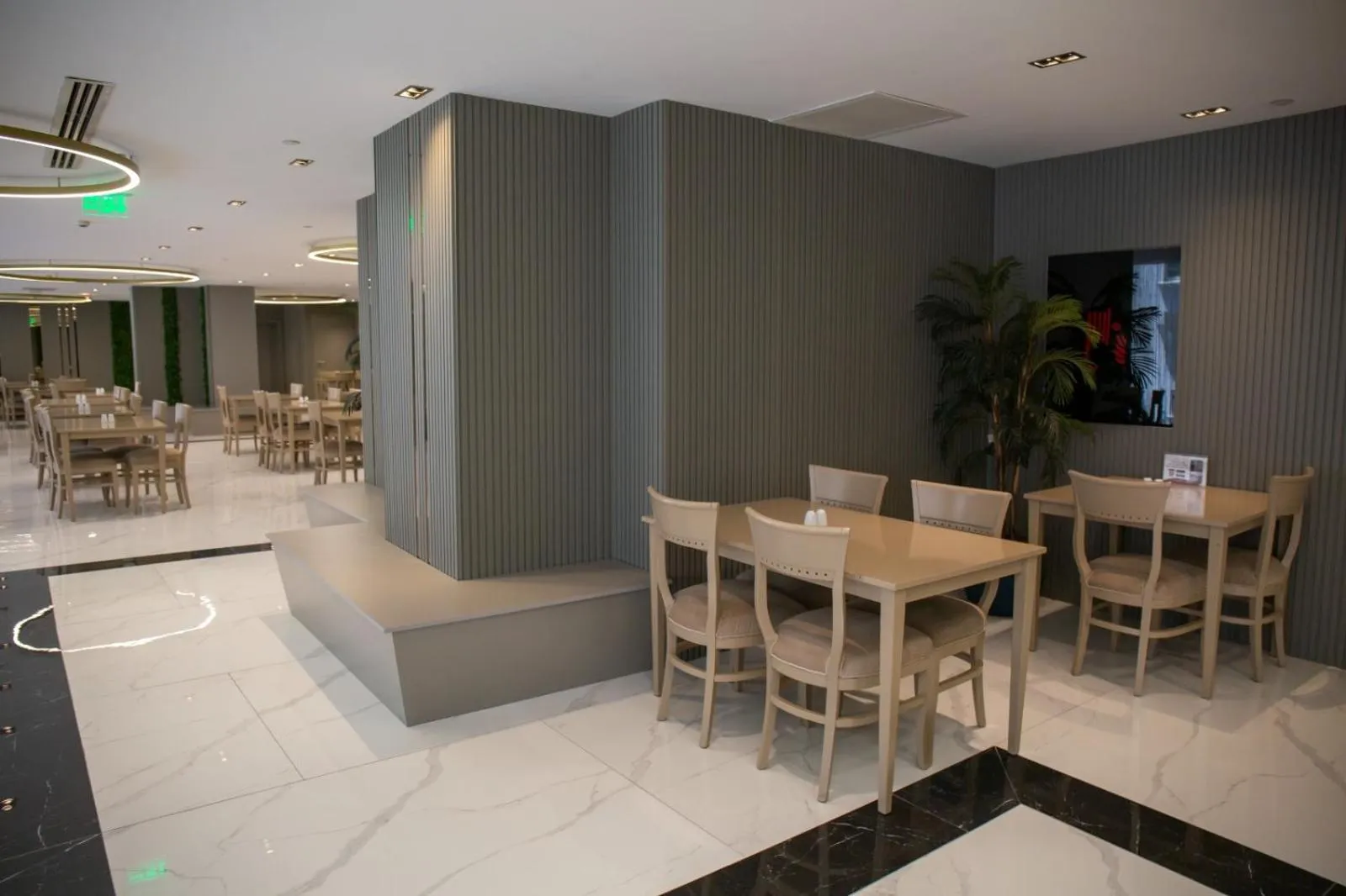 Dining area in Nova Plaza Crystal Hotel & Spa