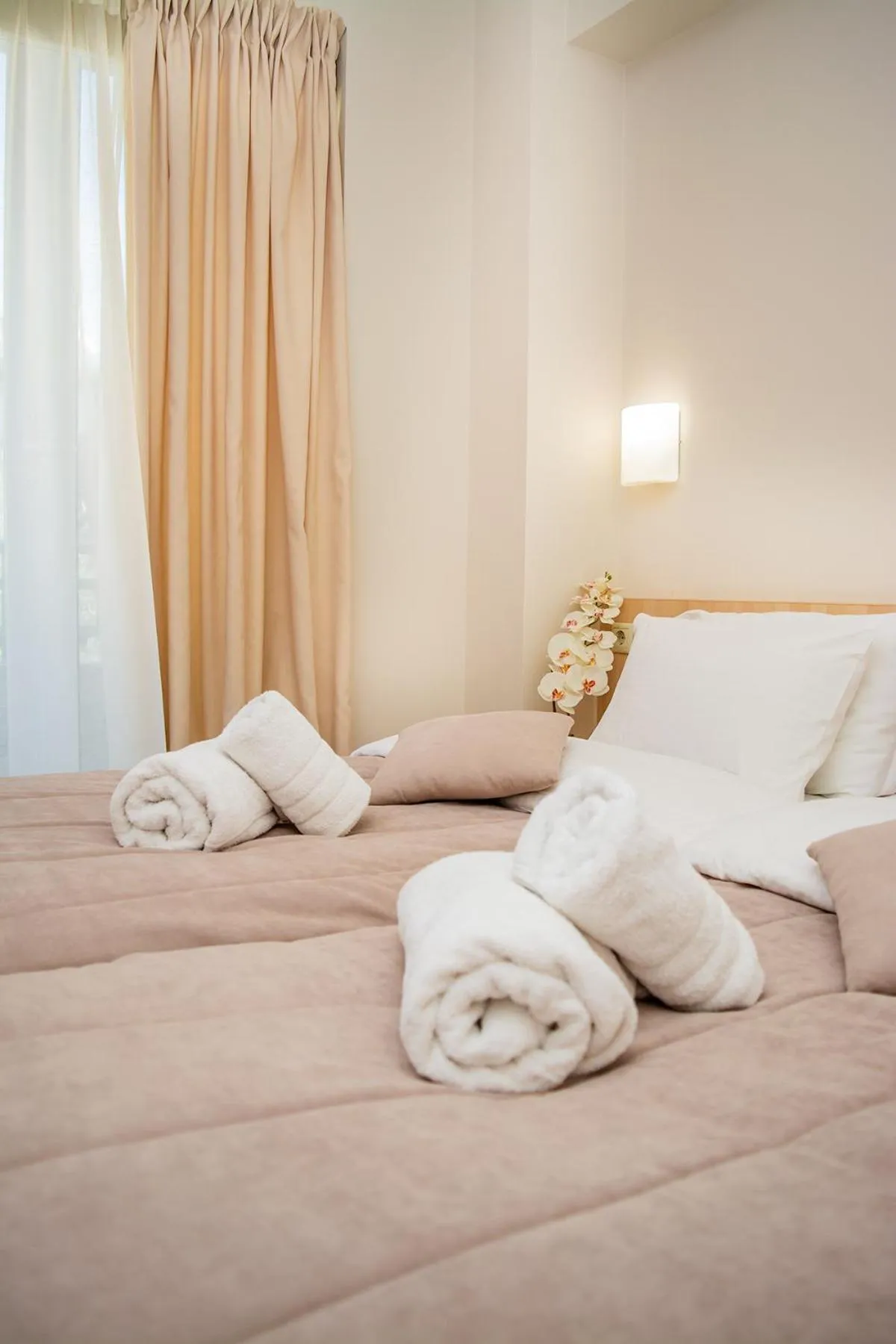 Bedroom, Bed in Platamon Centrale